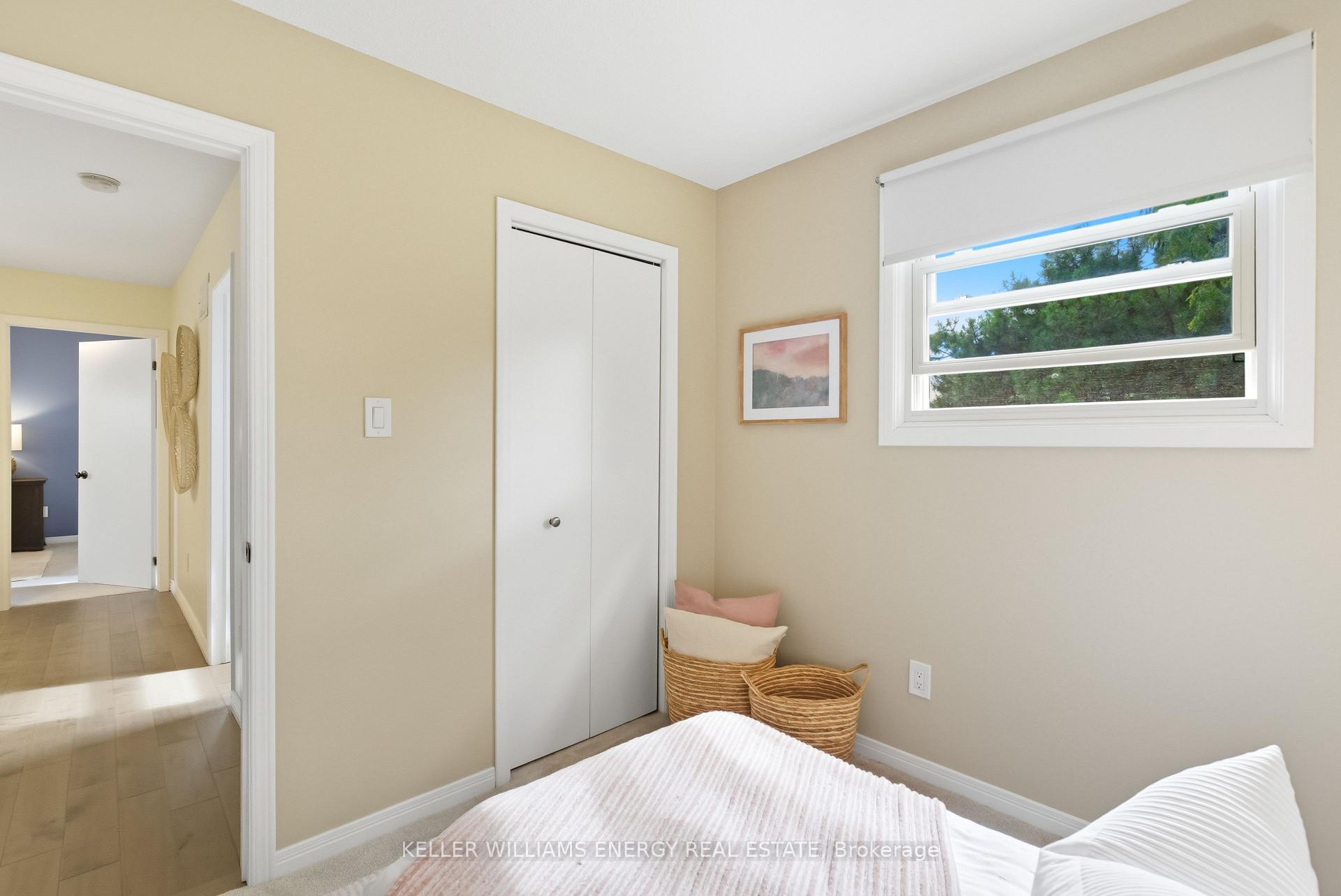 Photo 33 of 54 Canadian Oaks Drive, Whitby, Blue Grass Meadows — HOMEH