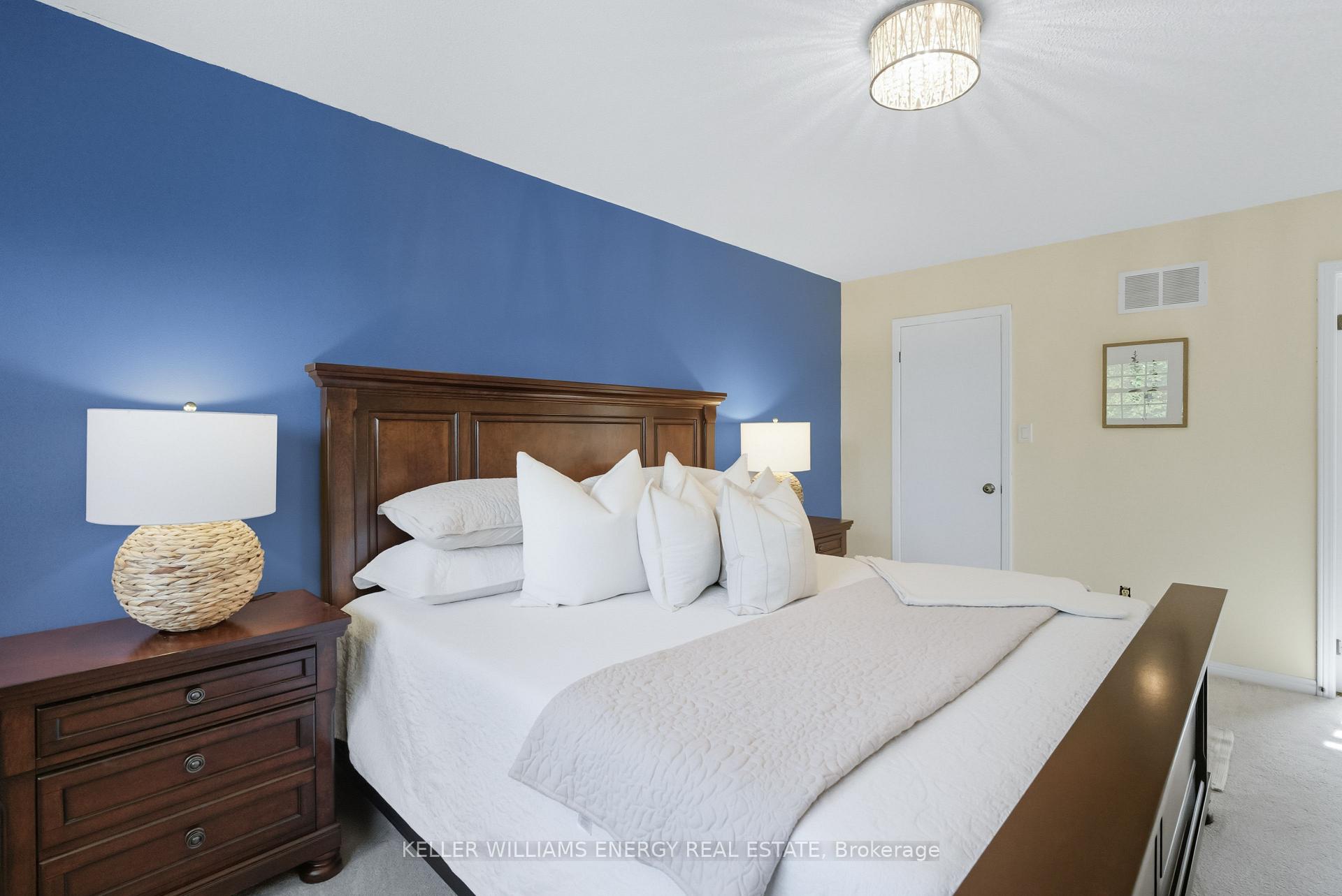 Photo 40 of 54 Canadian Oaks Drive, Whitby, Blue Grass Meadows — HOMEH