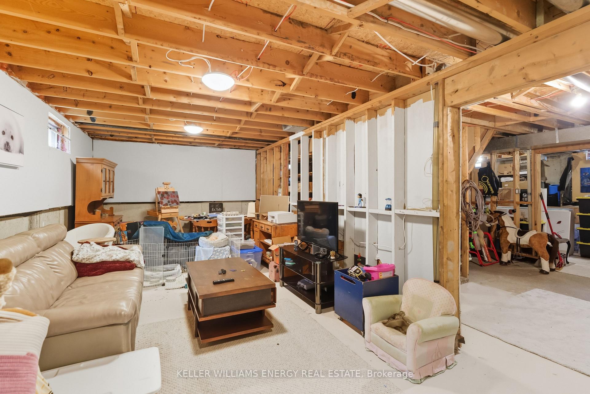 Photo 42 of 54 Canadian Oaks Drive, Whitby, Blue Grass Meadows — HOMEH