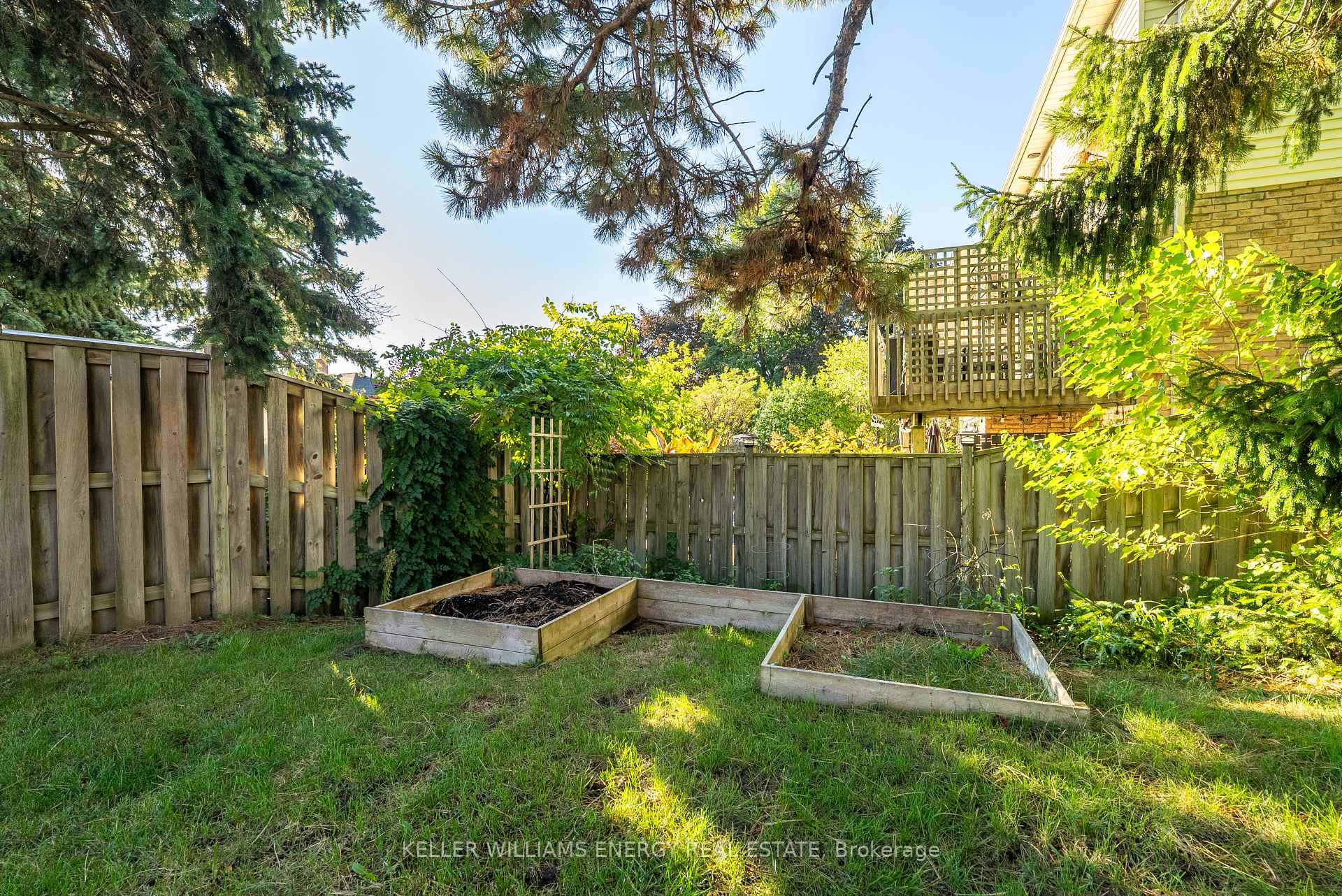 Photo 47 of 54 Canadian Oaks Drive, Whitby, Blue Grass Meadows — HOMEH