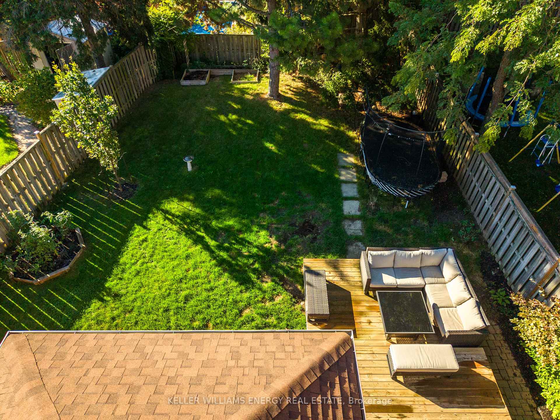 Photo 49 of 54 Canadian Oaks Drive, Whitby, Blue Grass Meadows — HOMEH