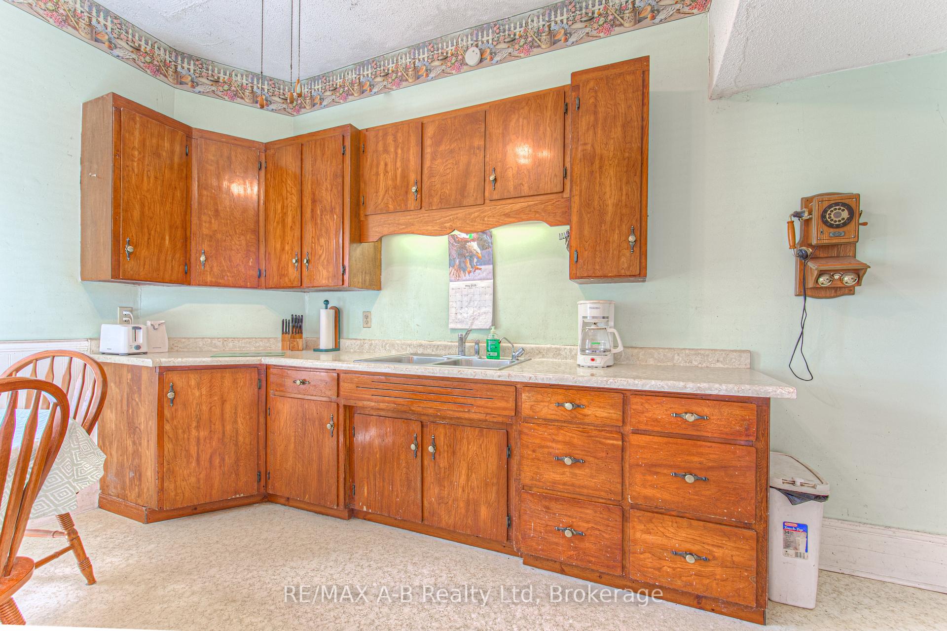 Photo 7 of 7099 19th Line, West Perth, Hibbert — HOMEH