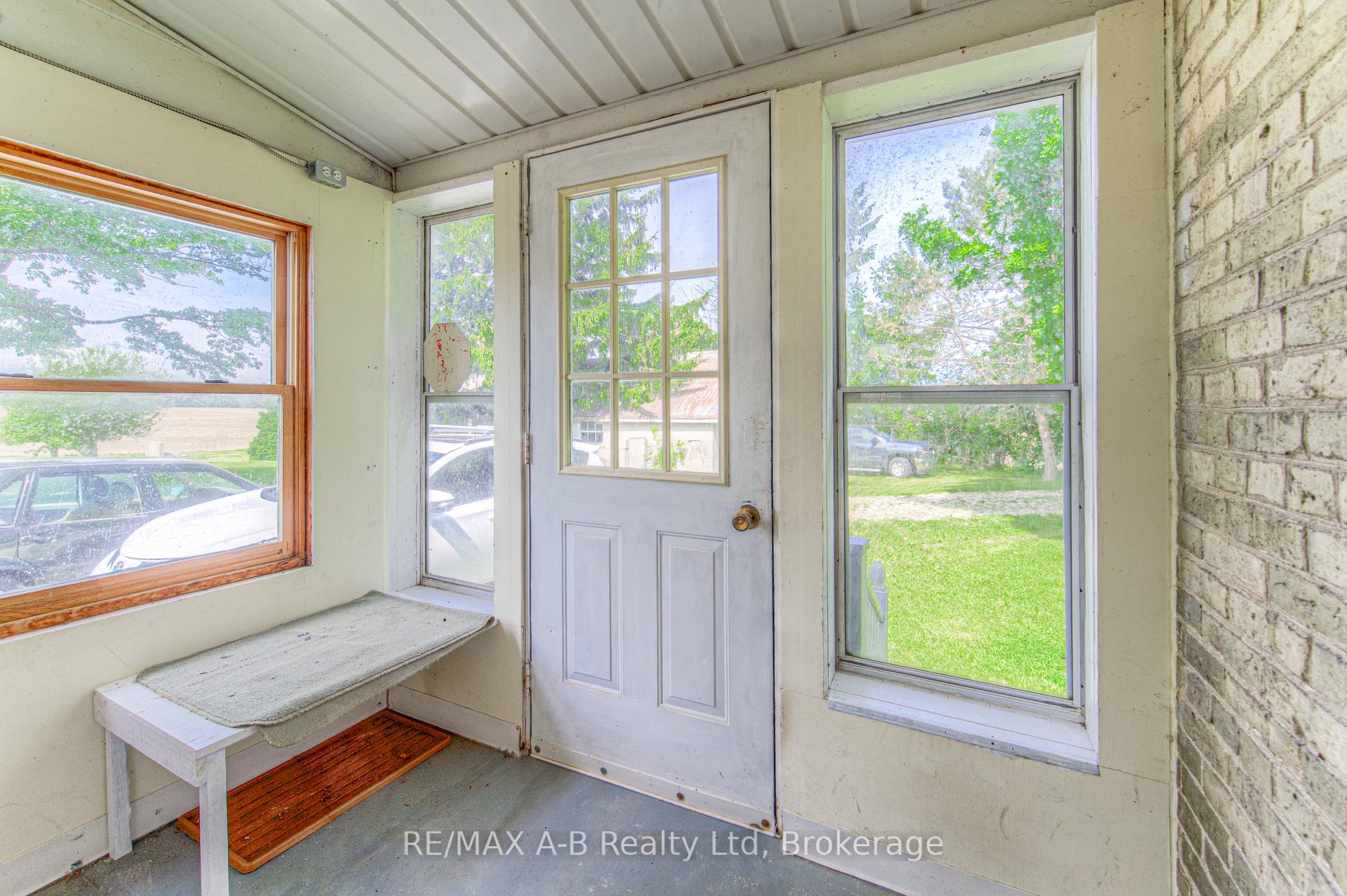 Photo 15 of 7099 19th Line, West Perth, Hibbert — HOMEH