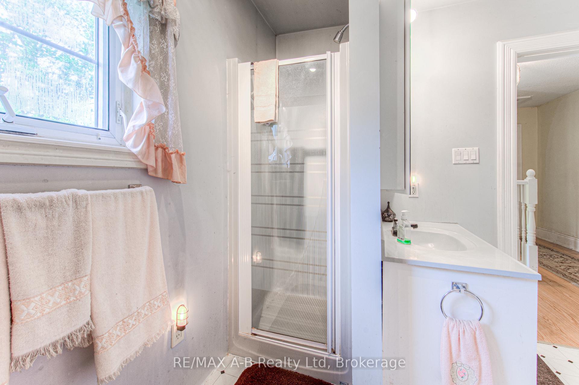Photo 18 of 7099 19th Line, West Perth, Hibbert — HOMEH