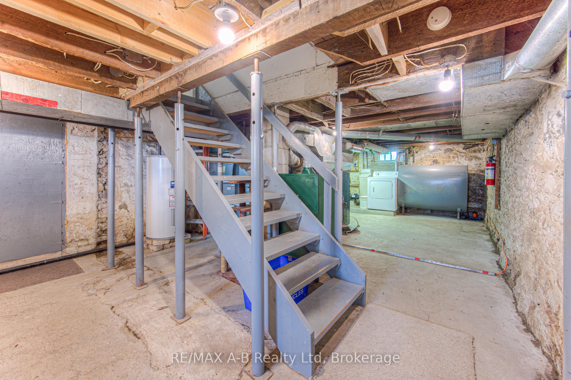 Photo 25 of 7099 19th Line, West Perth, Hibbert — HOMEH