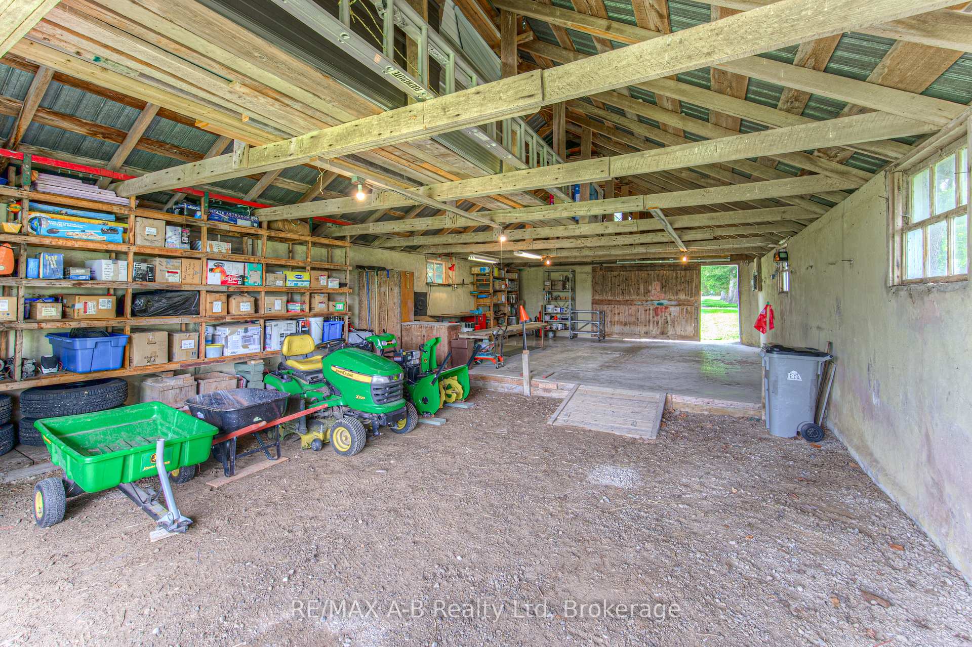 Photo 31 of 7099 19th Line, West Perth, Hibbert — HOMEH