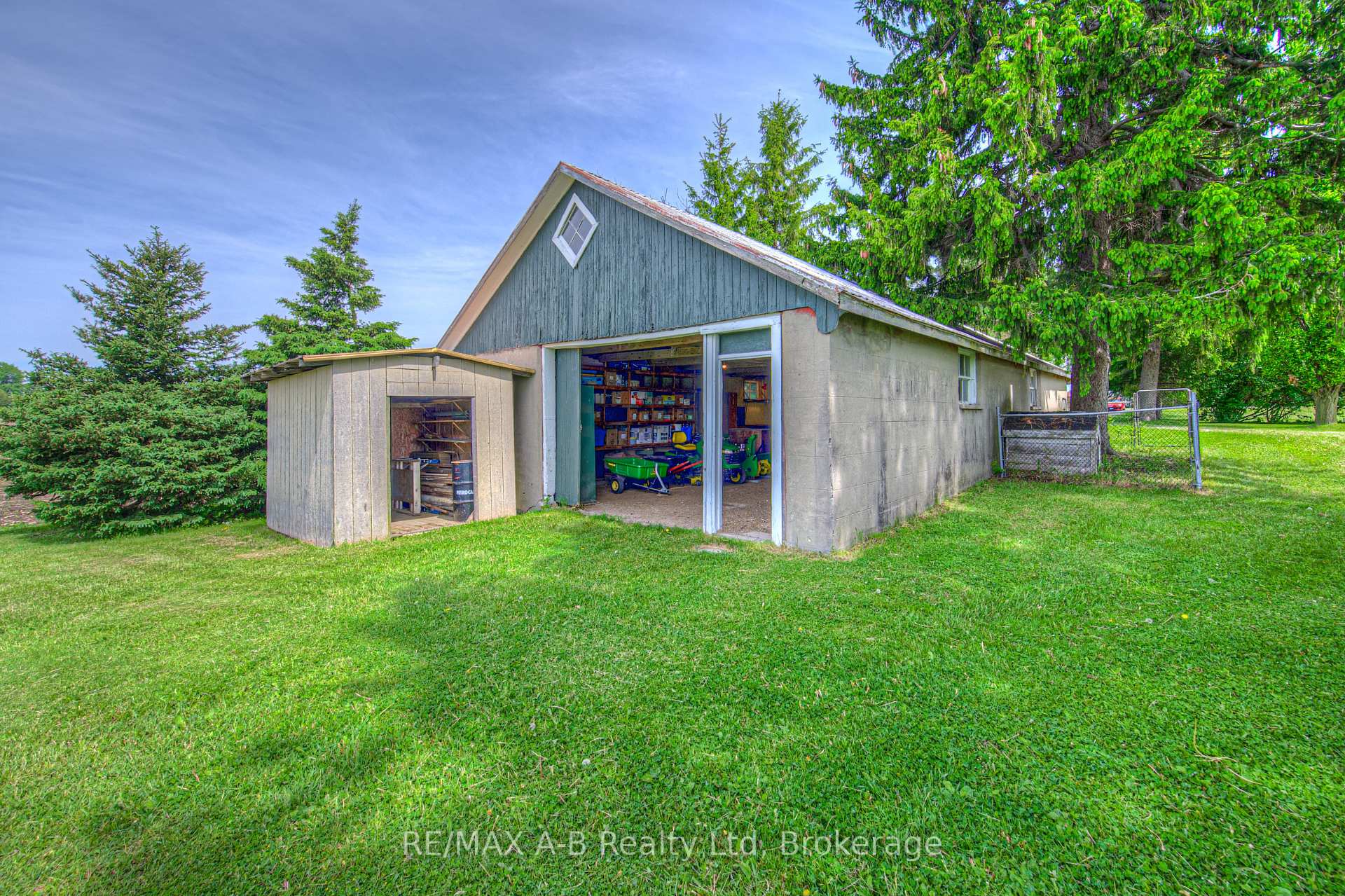 Photo 32 of 7099 19th Line, West Perth, Hibbert — HOMEH