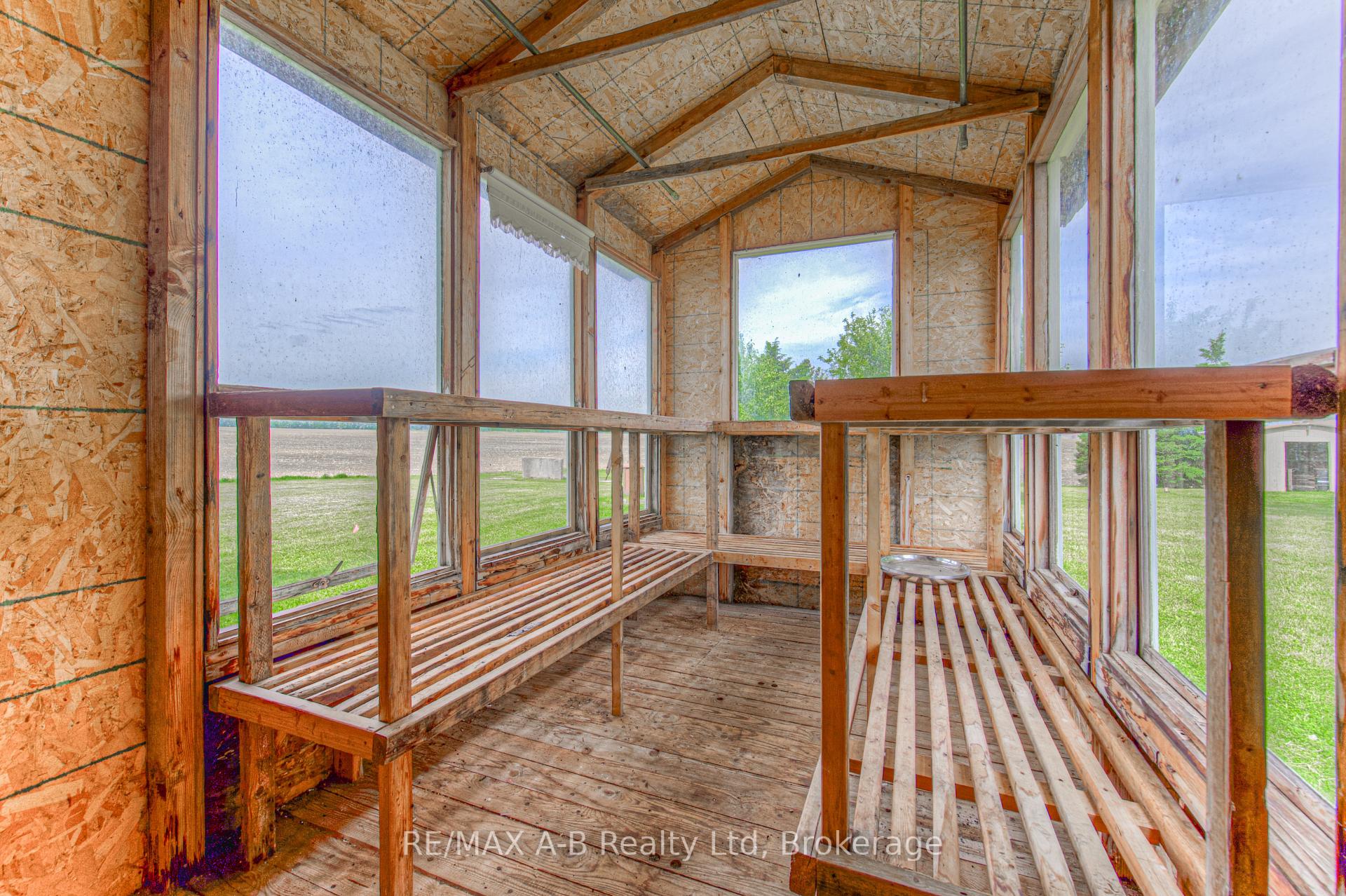 Photo 33 of 7099 19th Line, West Perth, Hibbert — HOMEH