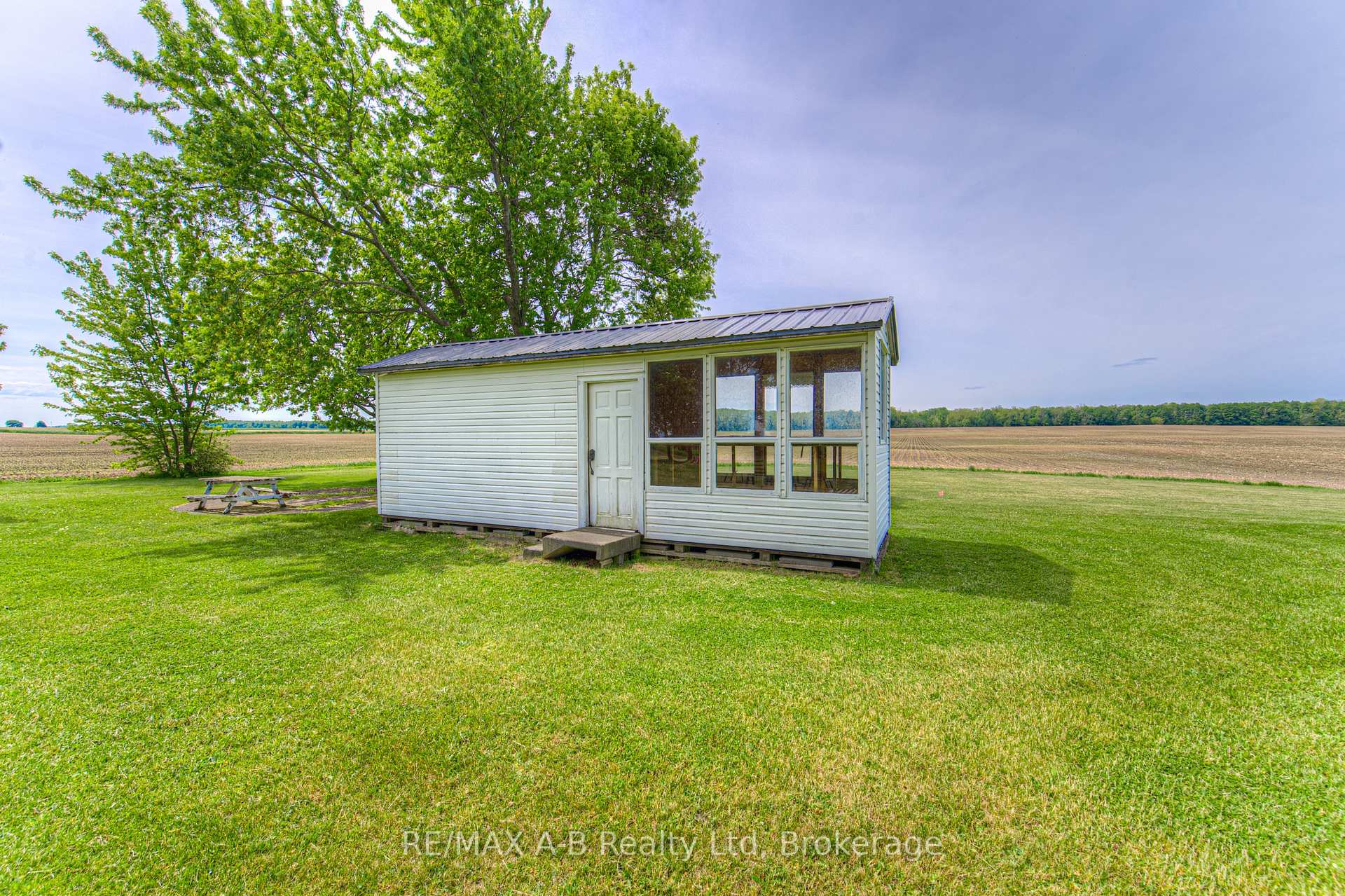 Photo 35 of 7099 19th Line, West Perth, Hibbert — HOMEH