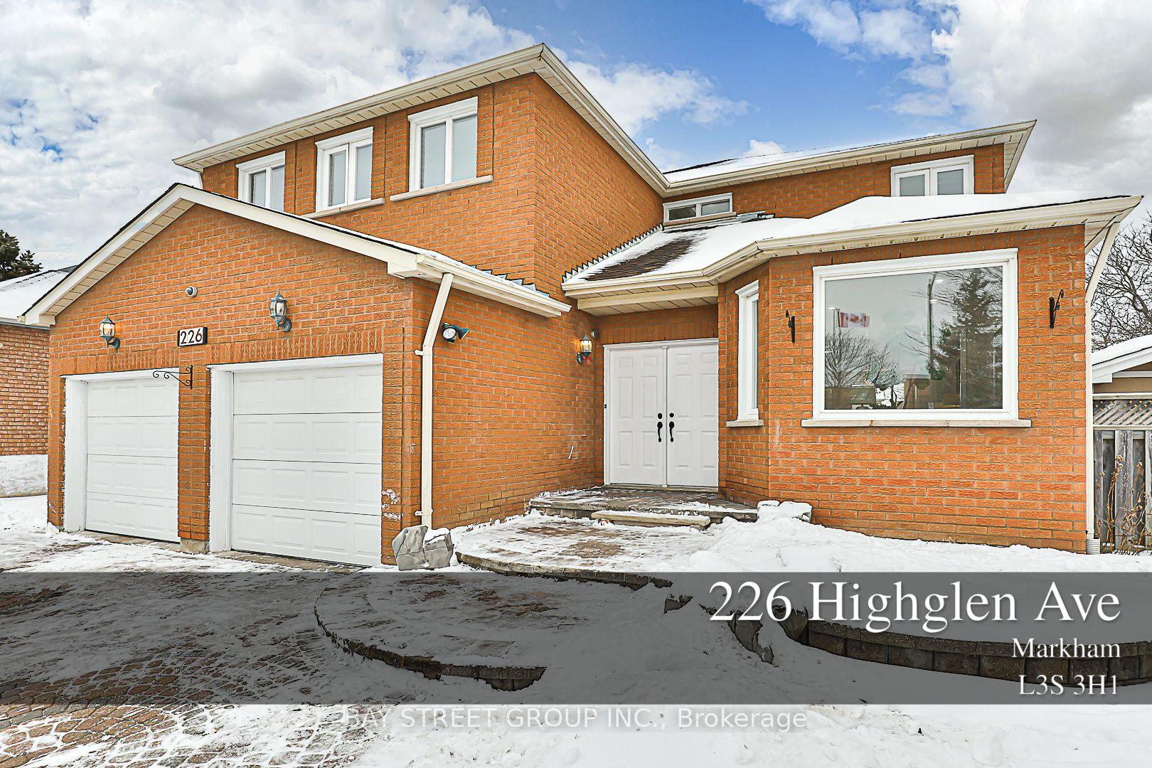 Photo 3 of 226 Highglen Avenue, Markham, Milliken Mills East — HOMEH