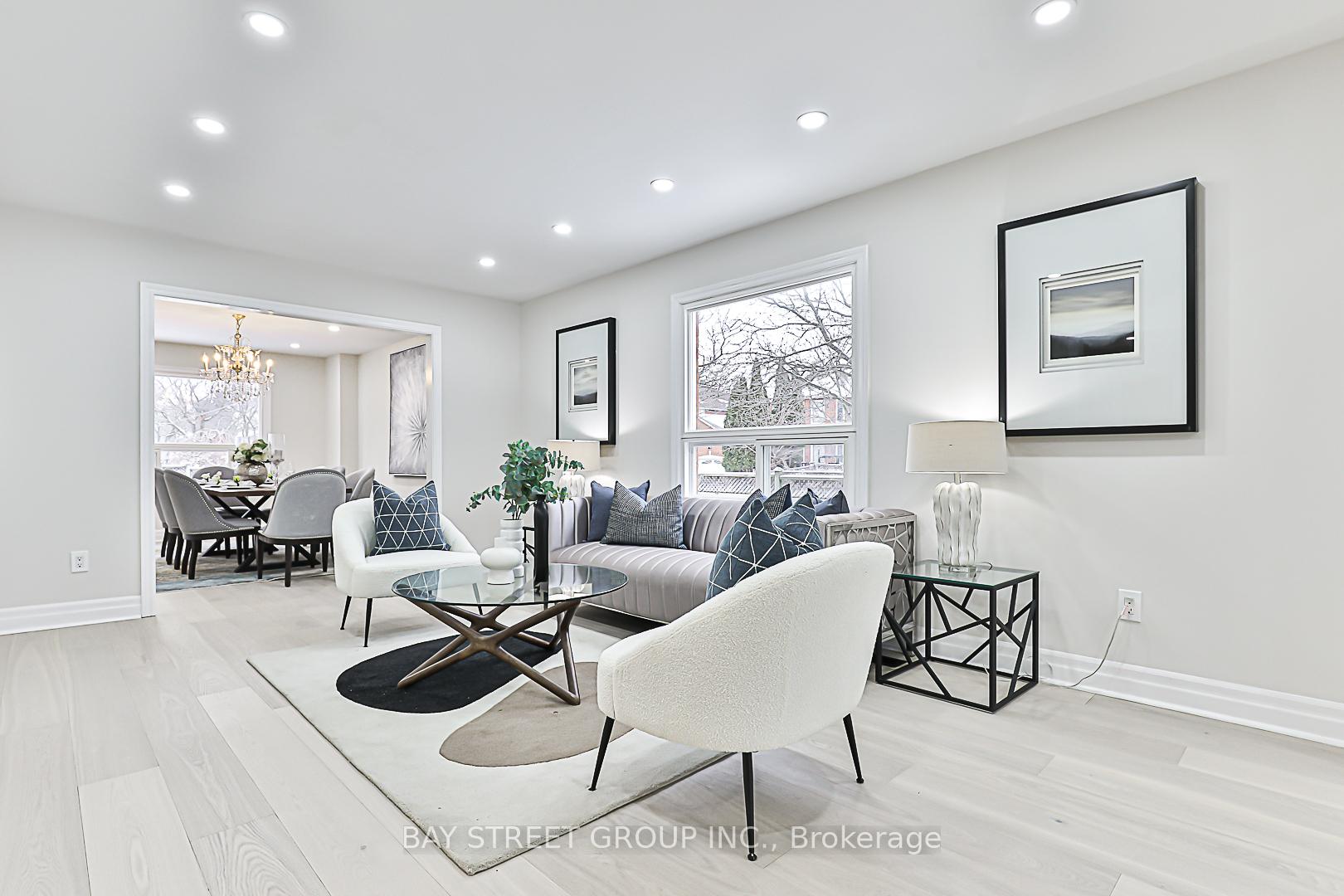 Photo 6 of 226 Highglen Avenue, Markham, Milliken Mills East — HOMEH