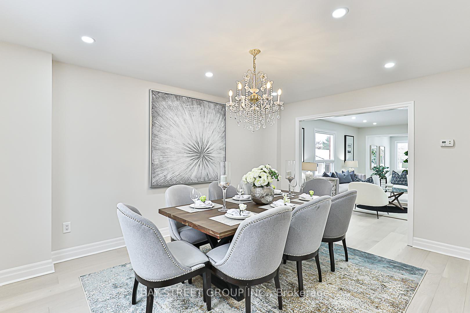 Photo 10 of 226 Highglen Avenue, Markham, Milliken Mills East — HOMEH