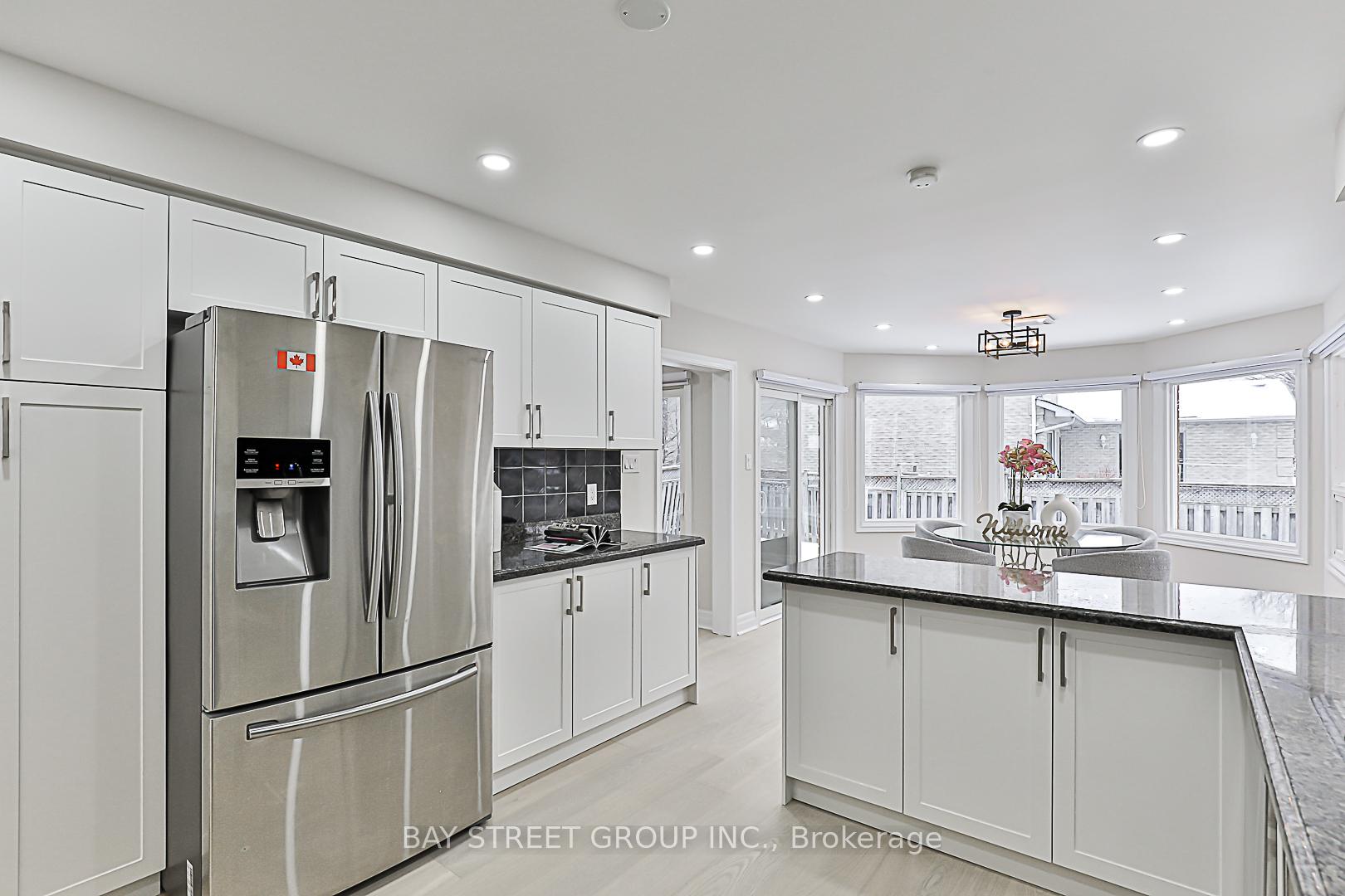 Photo 16 of 226 Highglen Avenue, Markham, Milliken Mills East — HOMEH