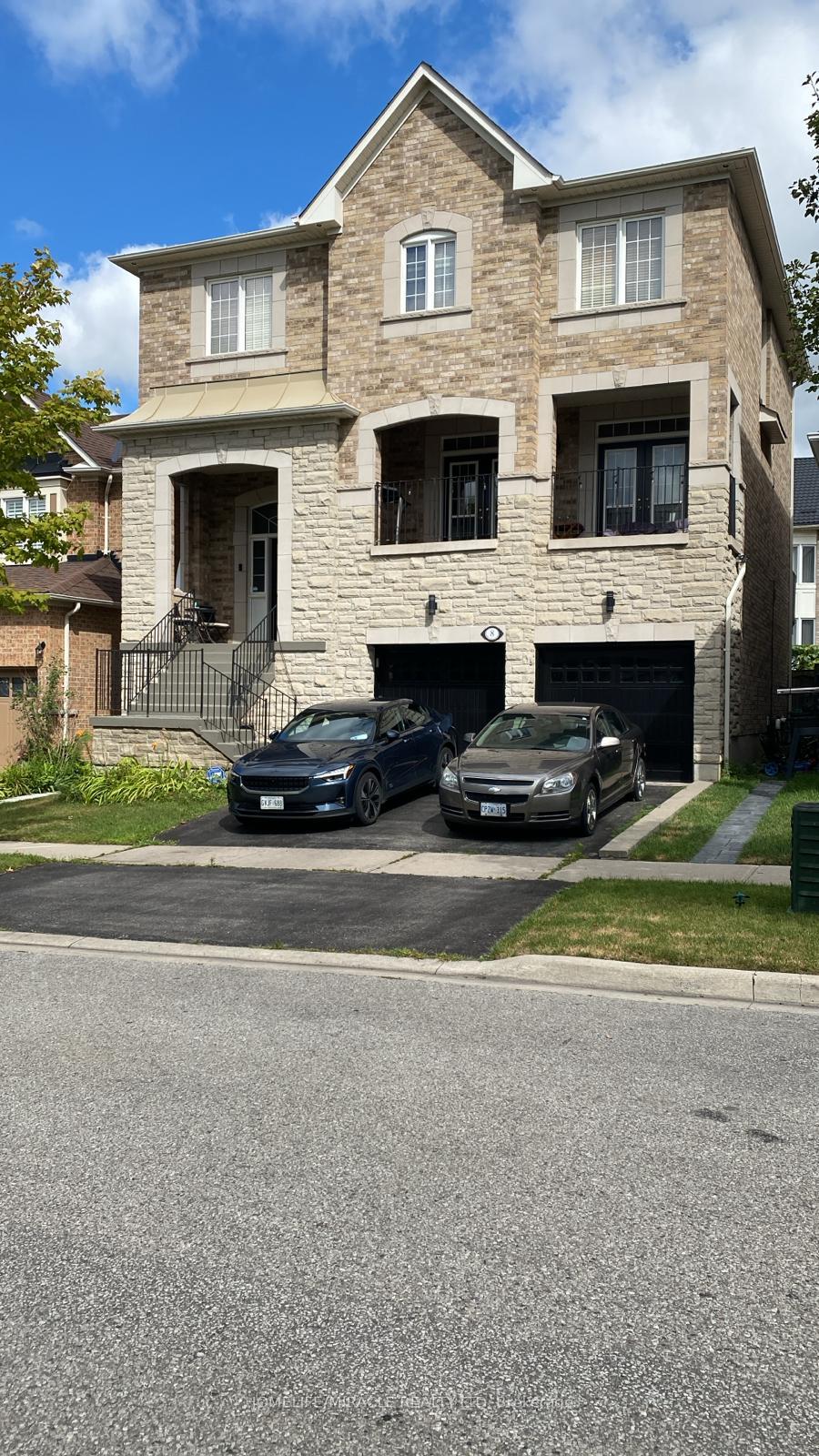 Front of 8 Solway Crescent