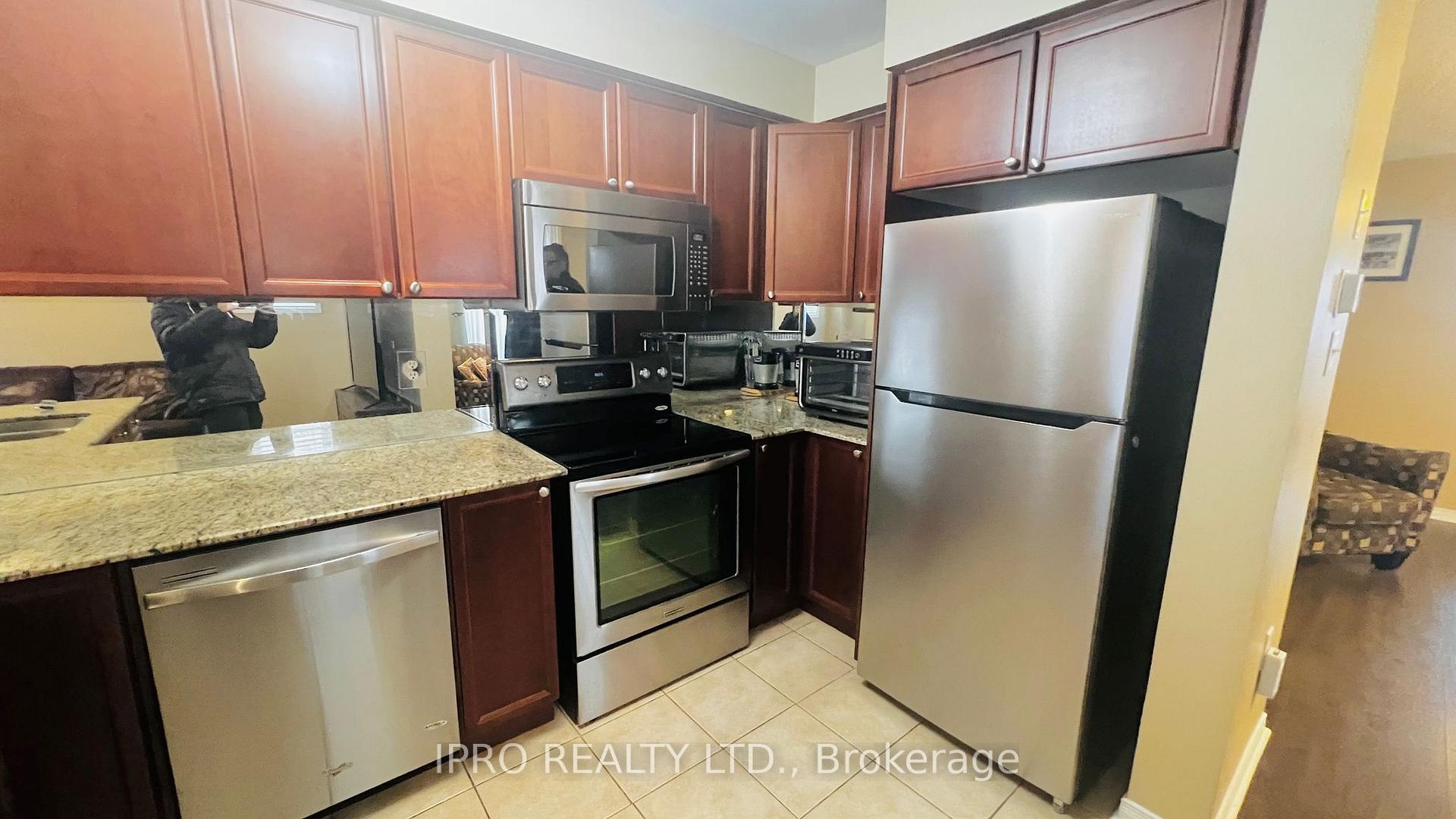 Photo 4 of 26 Atlantis Drive, Whitby, Blue Grass Meadows — HOMEH