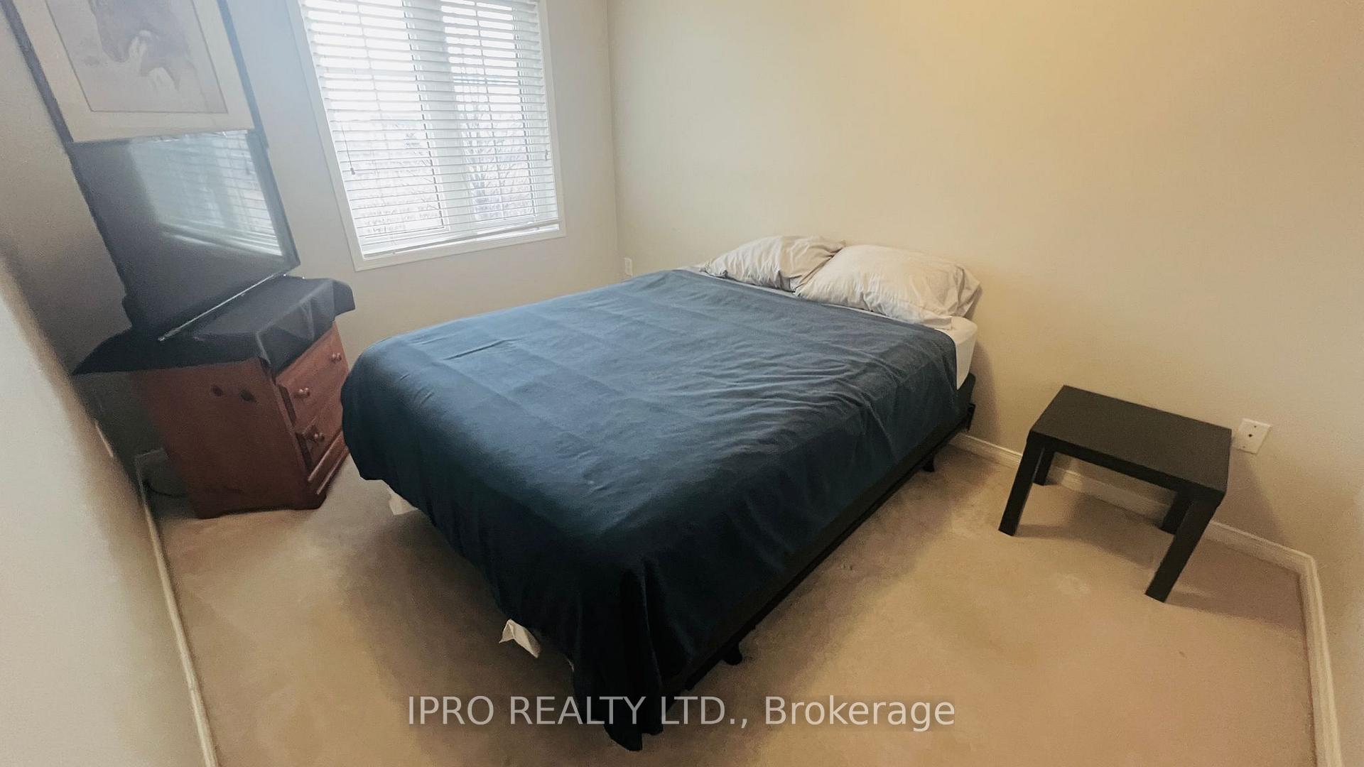 Photo 8 of 26 Atlantis Drive, Whitby, Blue Grass Meadows — HOMEH