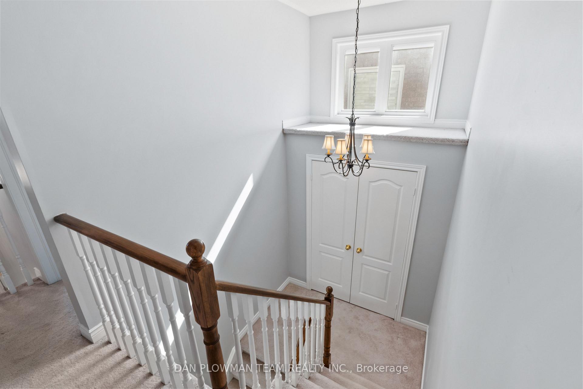 Photo 14 of 6 Tormina Boulevard, Whitby, Taunton North — HOMEH