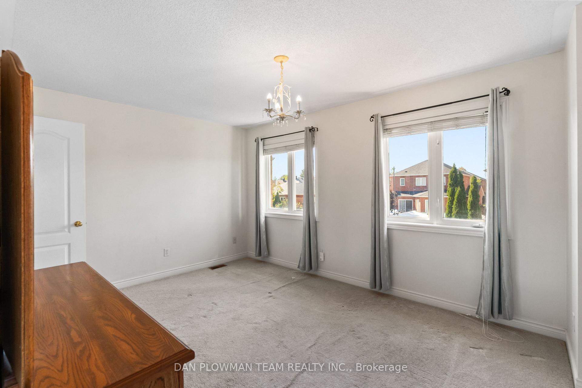Photo 16 of 6 Tormina Boulevard, Whitby, Taunton North — HOMEH