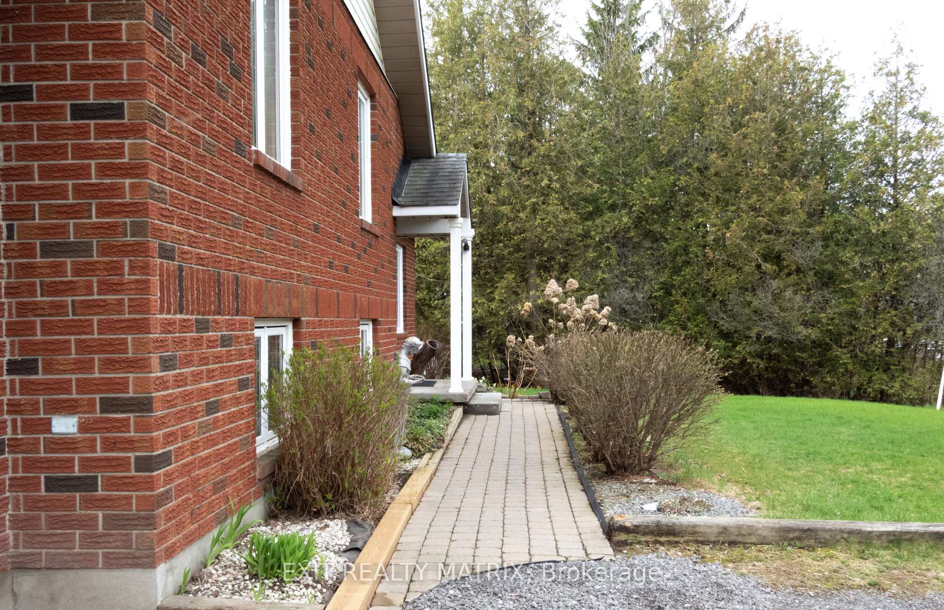 Photo 2 of 2418 Rideau Road, Ottawa, Riverside South — HOMEH