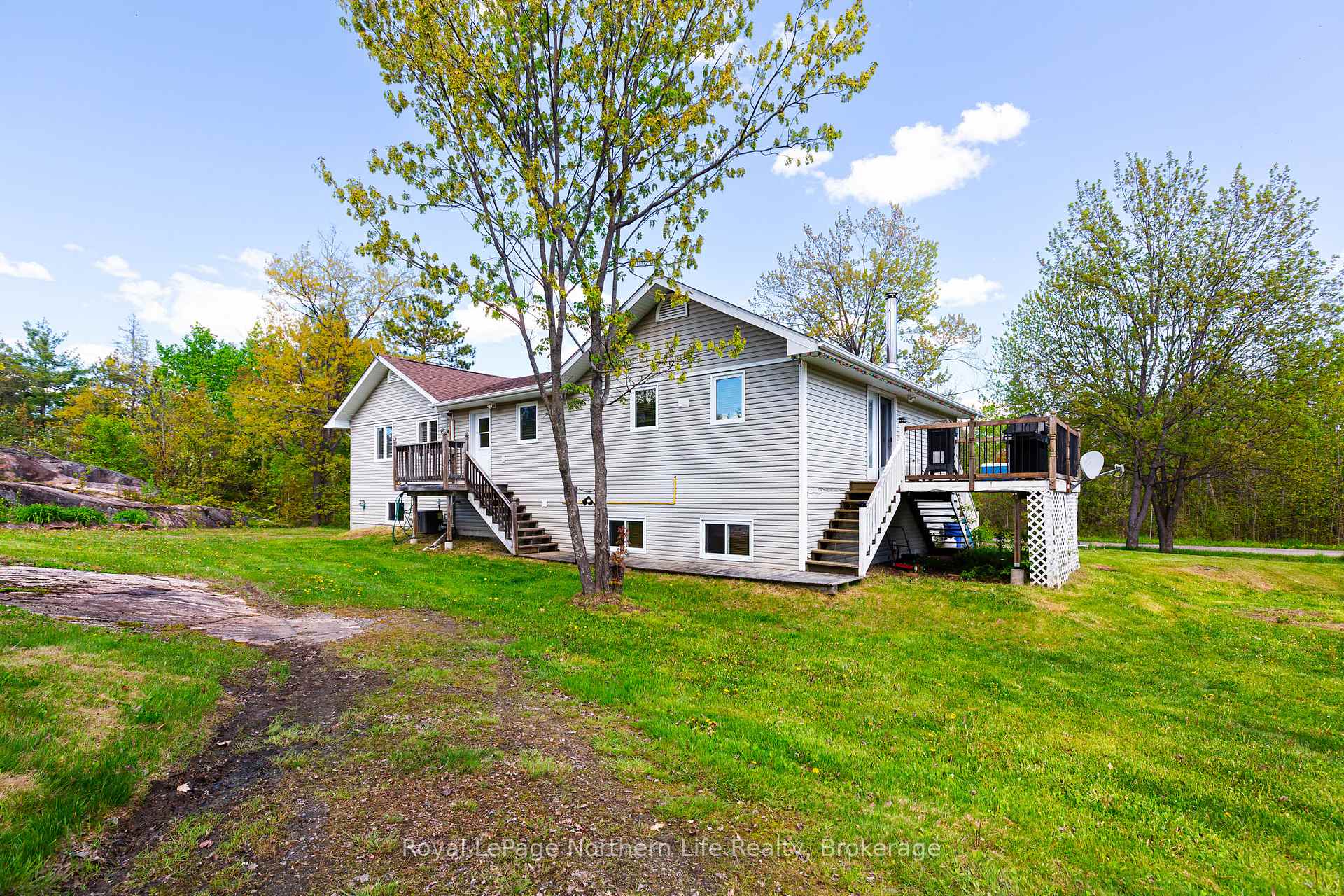 Photo 10 of 31 Arbour Road, West Nipissing, Lavigne — HOMEH