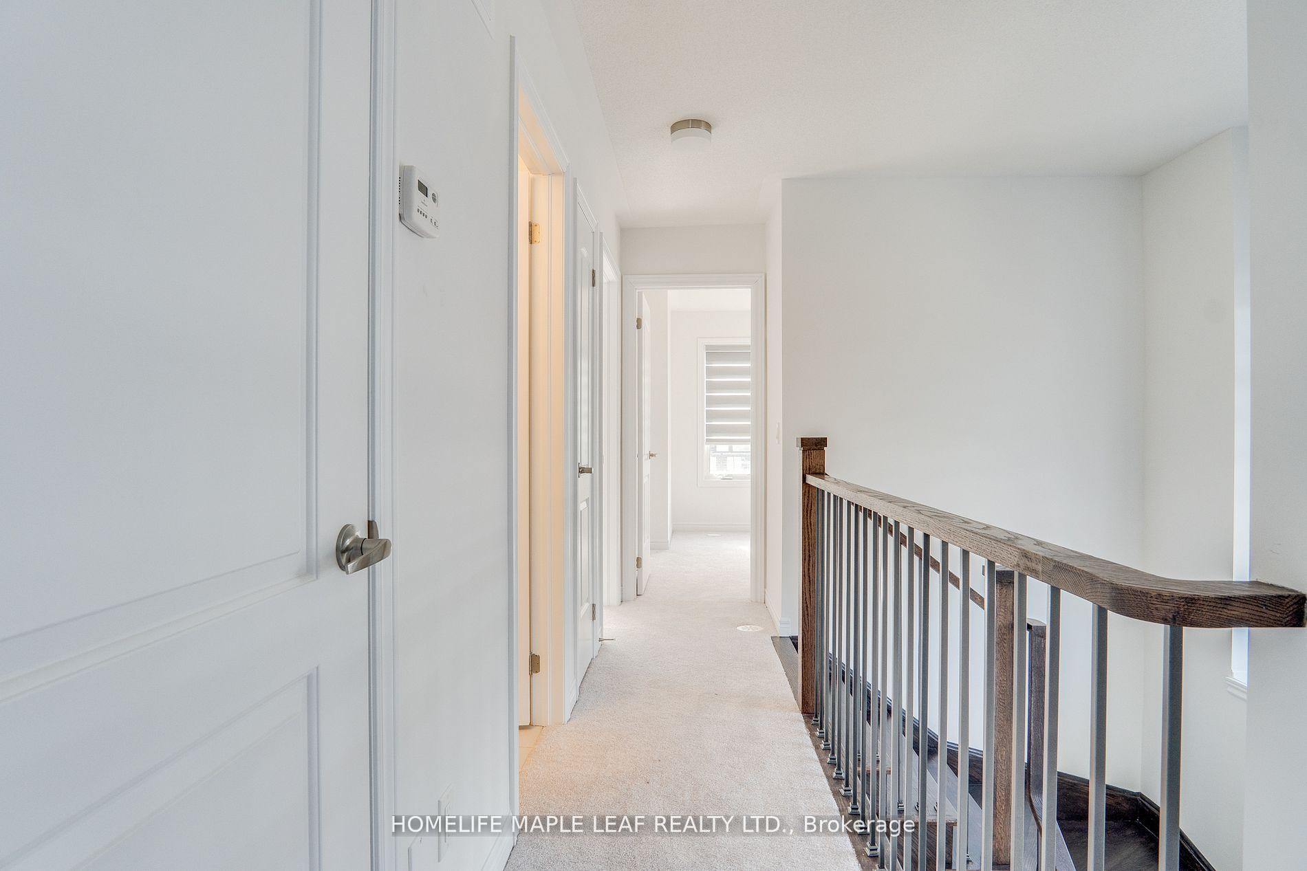 Photo 18 of 48 Sorbara Way, Whitby, Brooklin — HOMEH