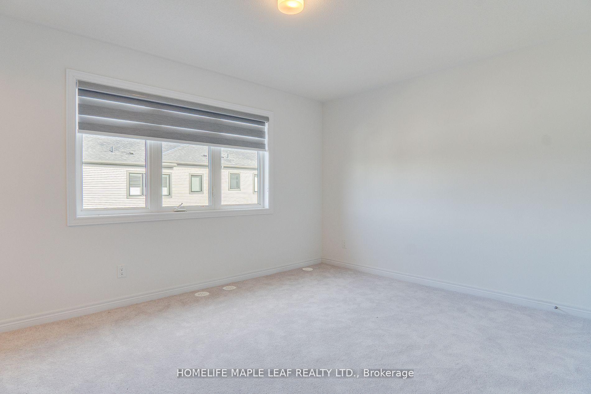 Photo 19 of 48 Sorbara Way, Whitby, Brooklin — HOMEH