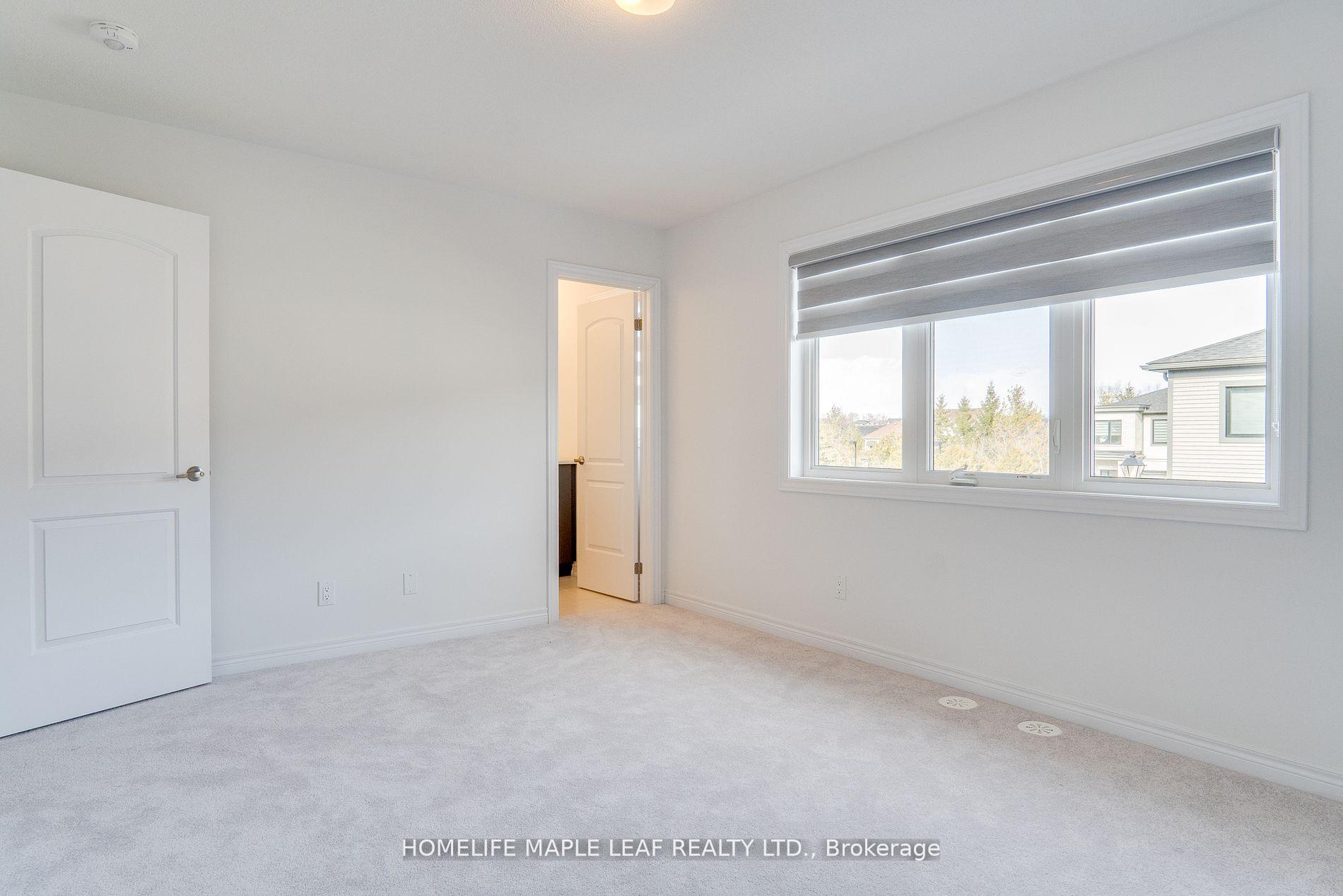 Photo 20 of 48 Sorbara Way, Whitby, Brooklin — HOMEH