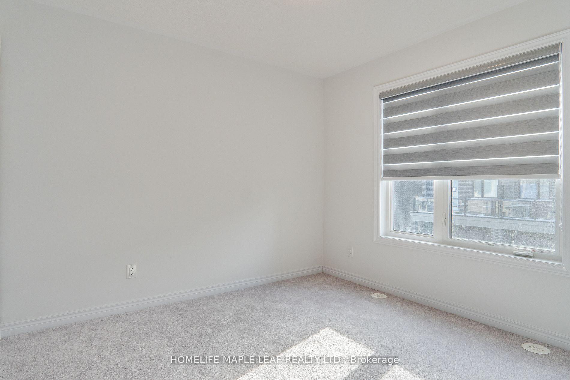 Photo 25 of 48 Sorbara Way, Whitby, Brooklin — HOMEH