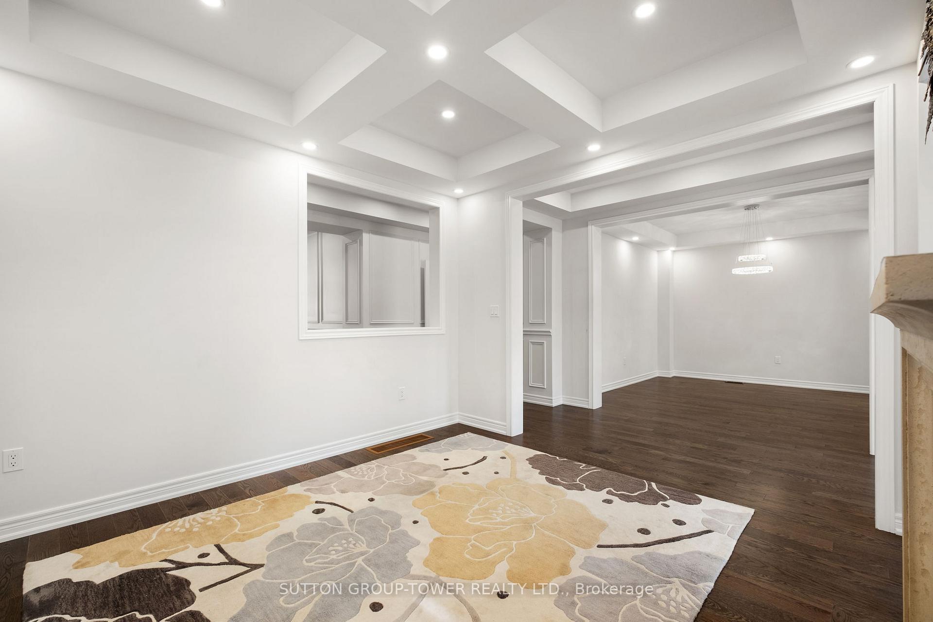Photo 7 of 10 Alistair Crescent, Vaughan, Kleinburg — HOMEH