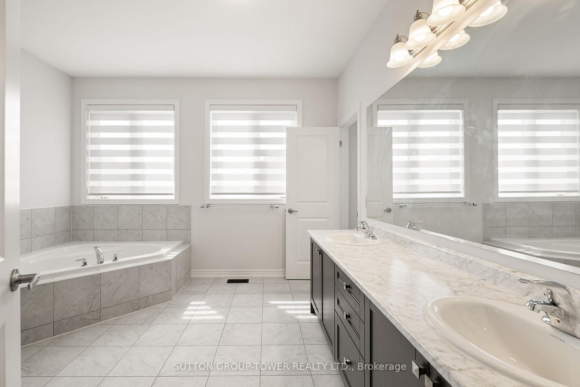 Photo 26 of 10 Alistair Crescent, Vaughan, Kleinburg — HOMEH