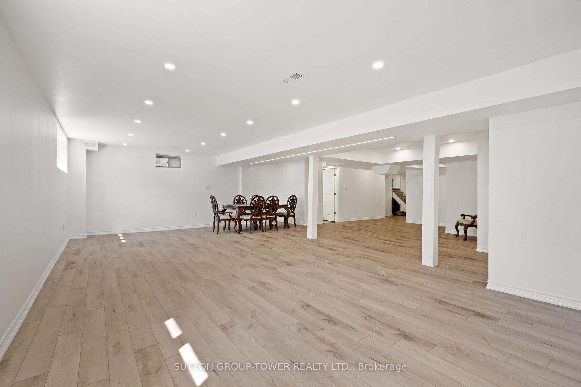 Photo 39 of 10 Alistair Crescent, Vaughan, Kleinburg — HOMEH