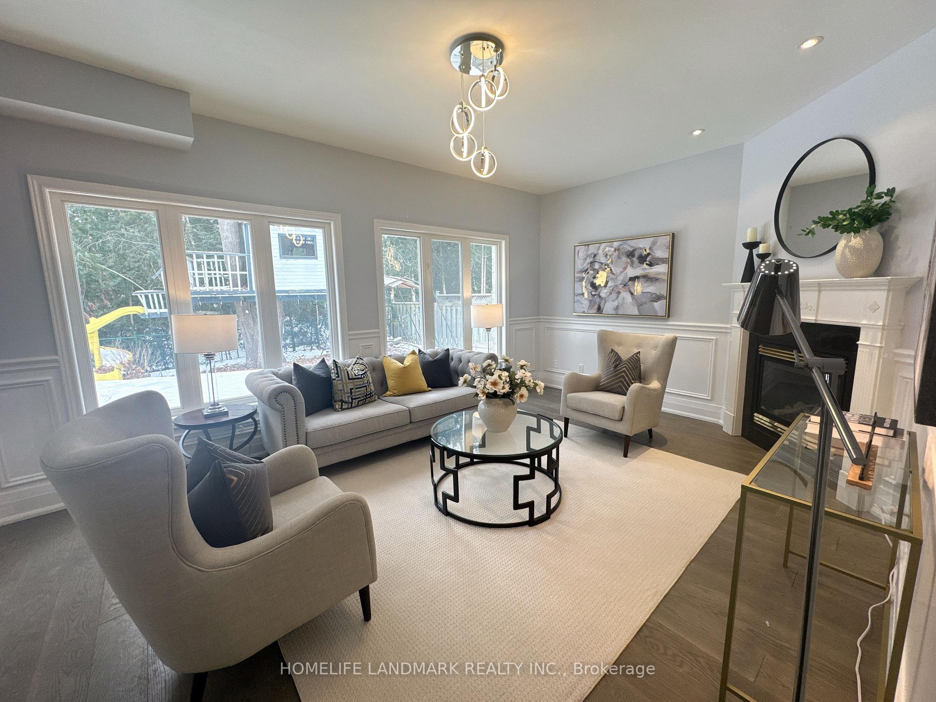 Photo 3 of 22 Milne Lane, Markham, Bullock — HOMEH