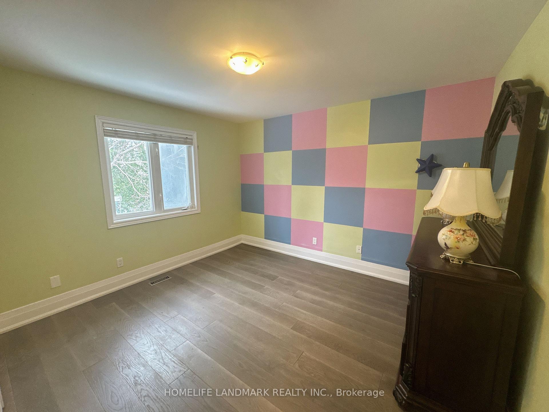 Photo 15 of 22 Milne Lane, Markham, Bullock — HOMEH