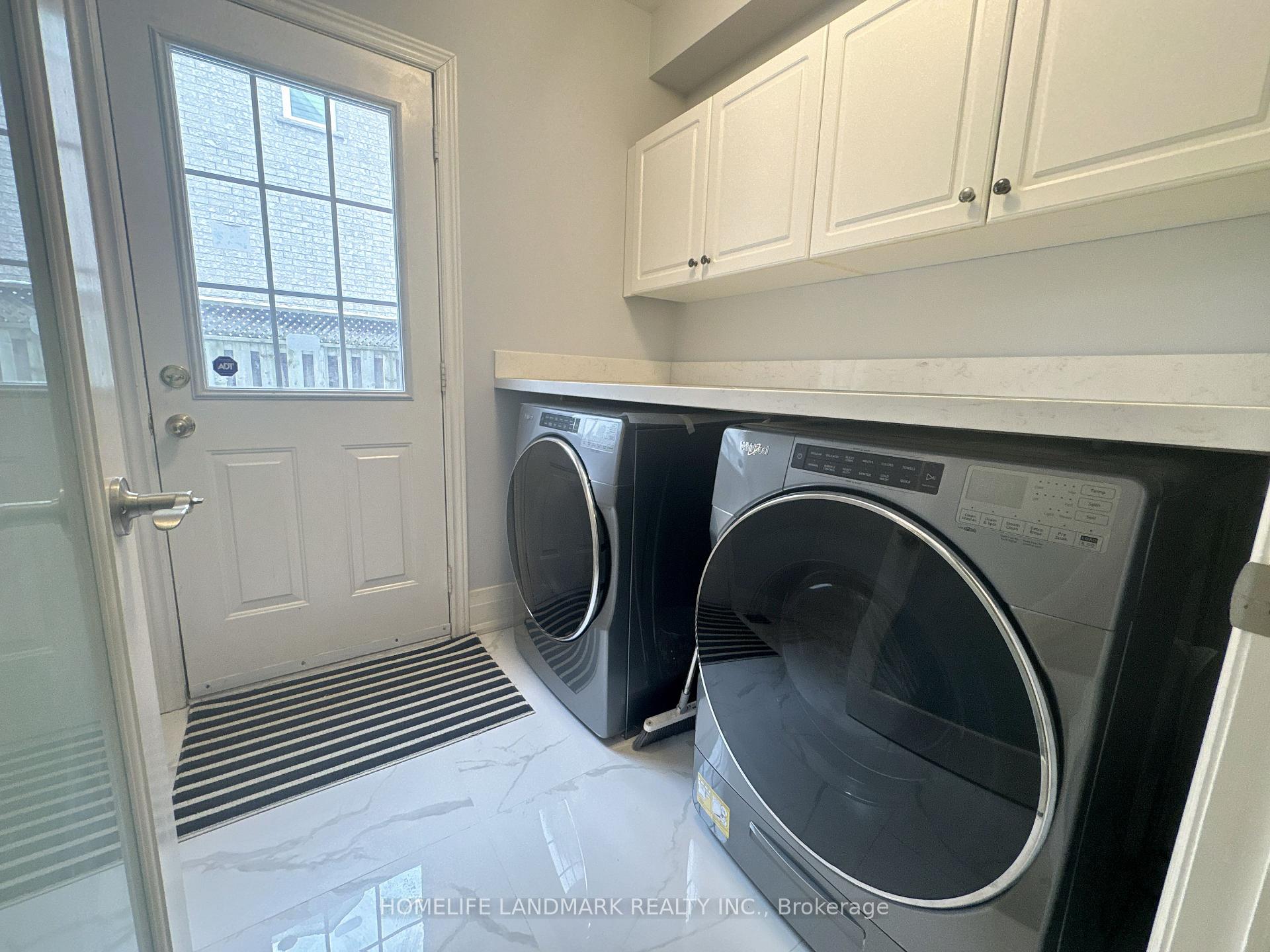 Photo 18 of 22 Milne Lane, Markham, Bullock — HOMEH