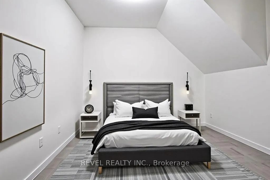 Photo 33 of 44 Parkside Drive, Barrie, Queen's Park — HOMEH