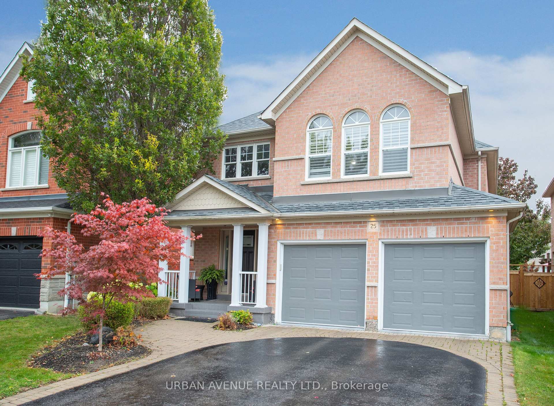 Photo 1 of 25 Darren Avenue, Whitby, Rolling Acres — HOMEH