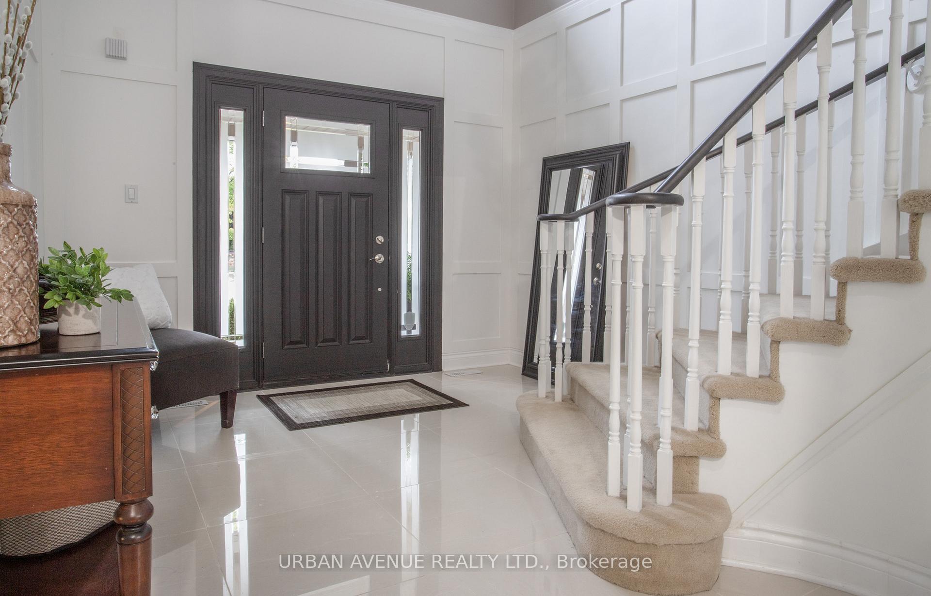 Photo 3 of 25 Darren Avenue, Whitby, Rolling Acres — HOMEH