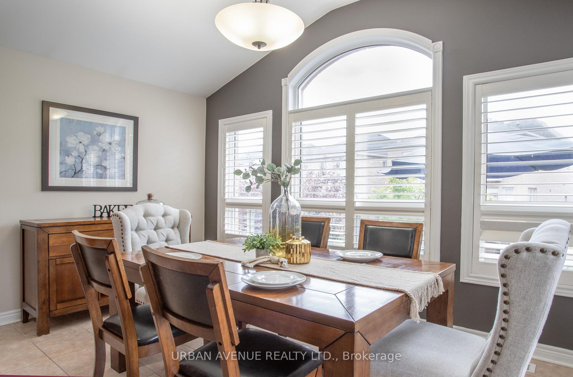 Photo 16 of 25 Darren Avenue, Whitby, Rolling Acres — HOMEH