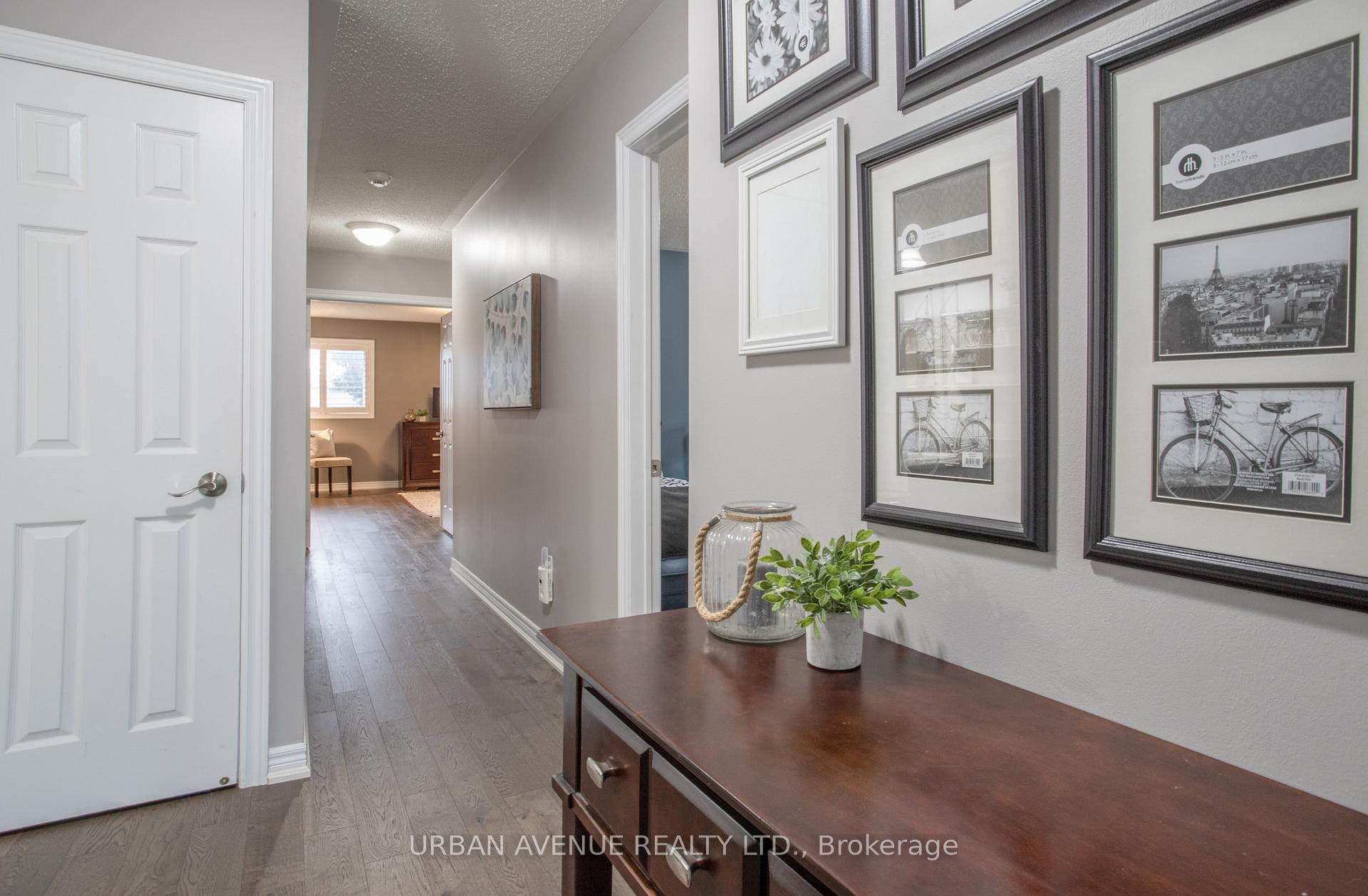 Photo 24 of 25 Darren Avenue, Whitby, Rolling Acres — HOMEH