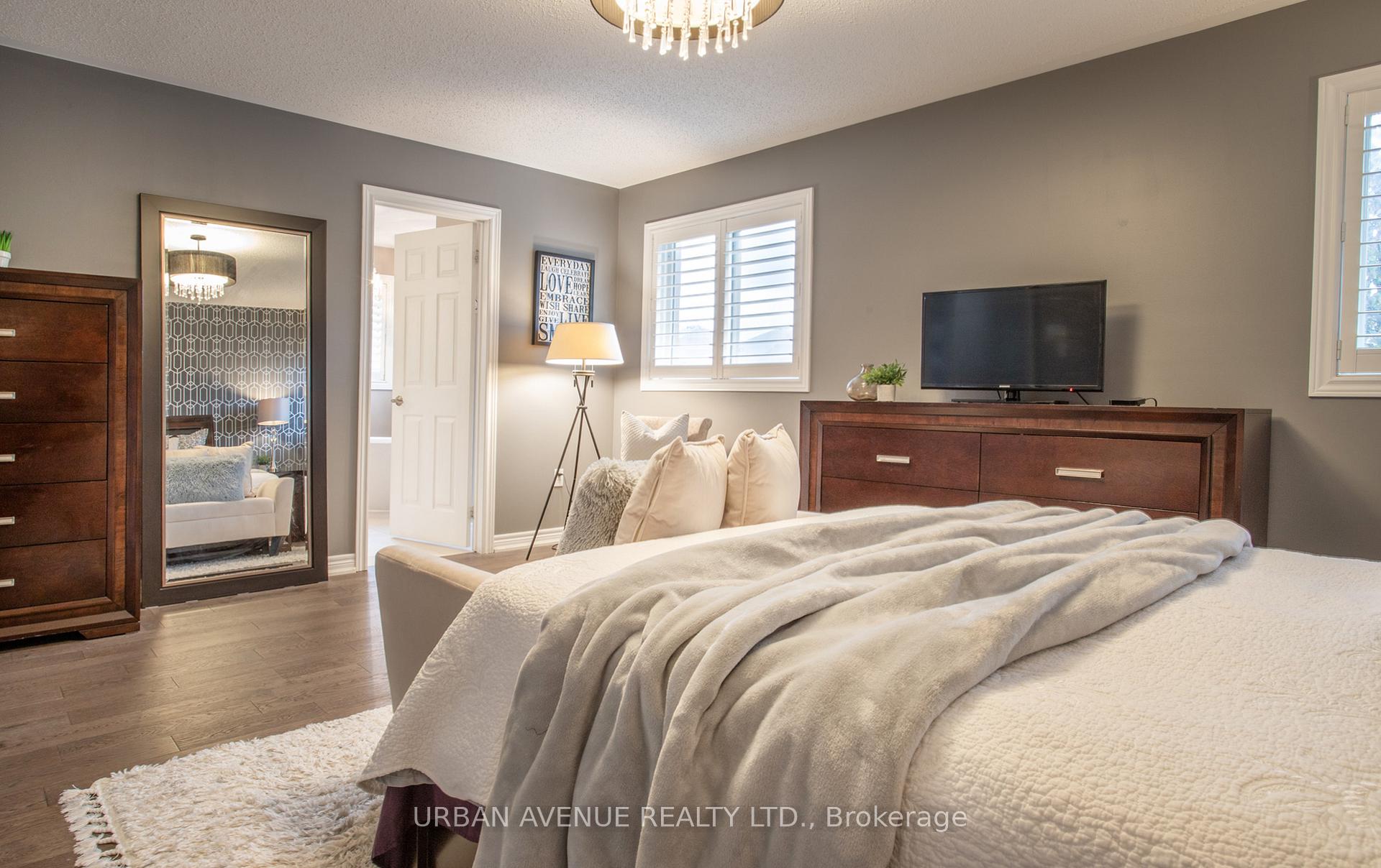Photo 26 of 25 Darren Avenue, Whitby, Rolling Acres — HOMEH