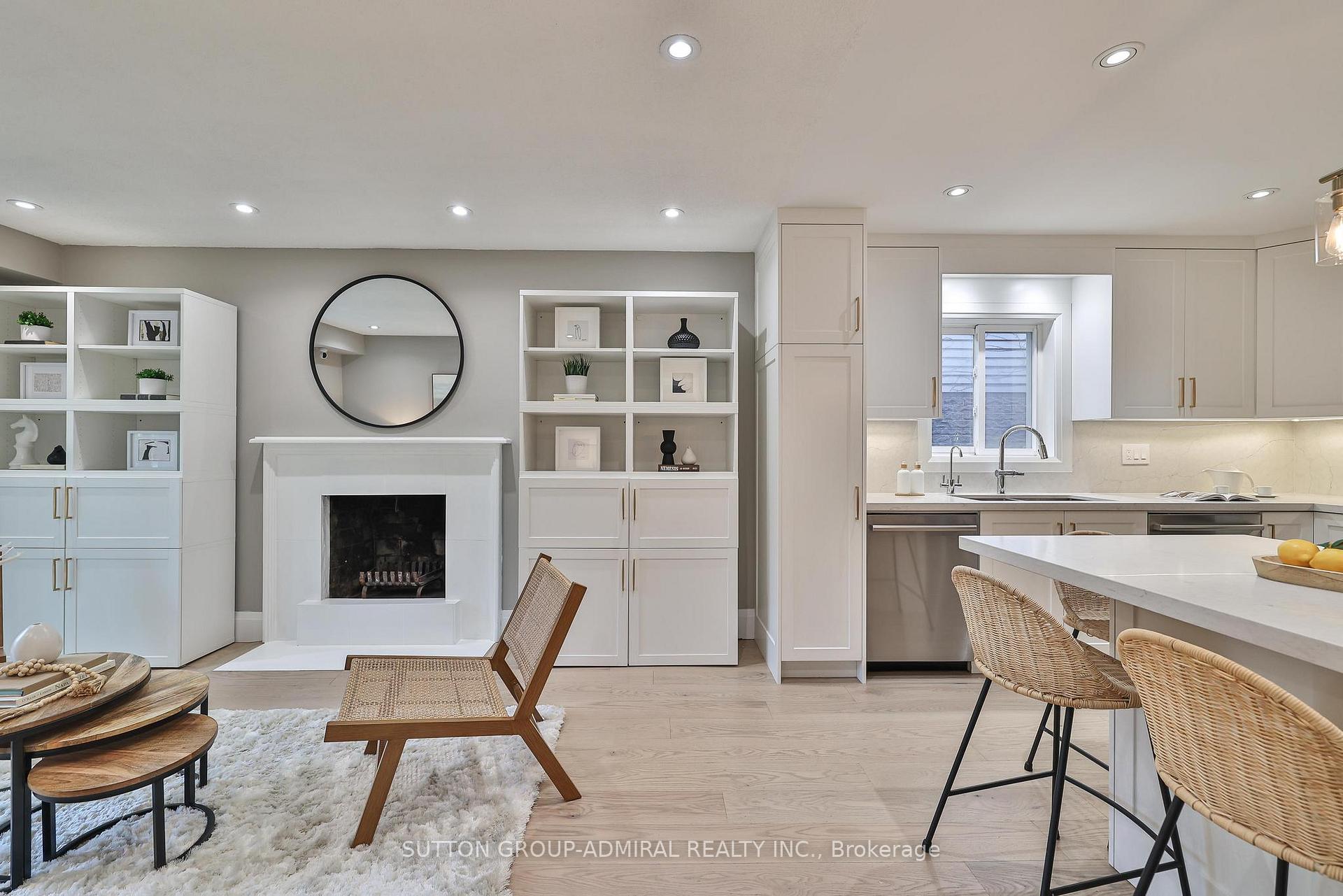 Photo 11 of 258 Mullen Drive, Vaughan, Brownridge — HOMEH