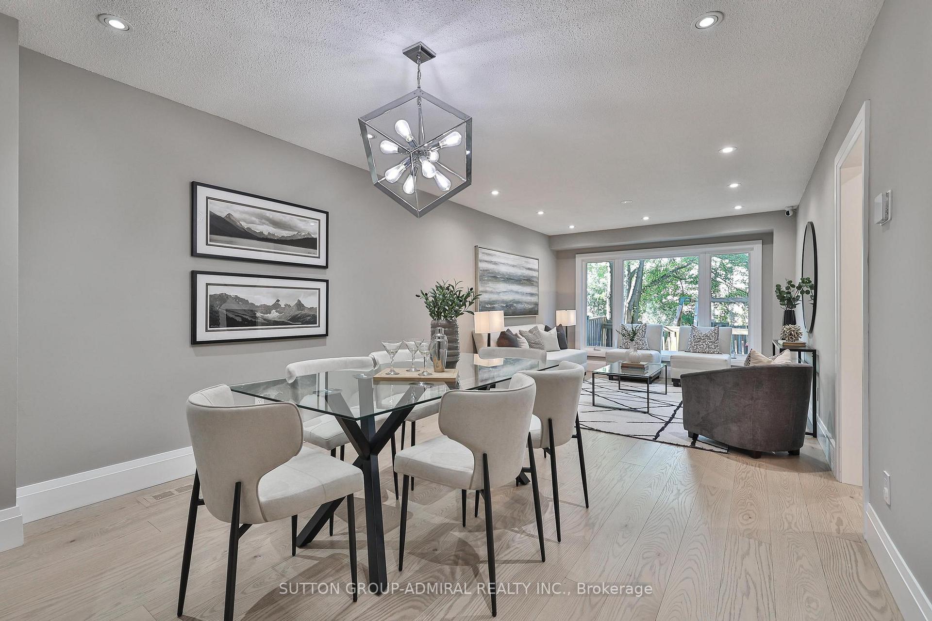 Photo 20 of 258 Mullen Drive, Vaughan, Brownridge — HOMEH