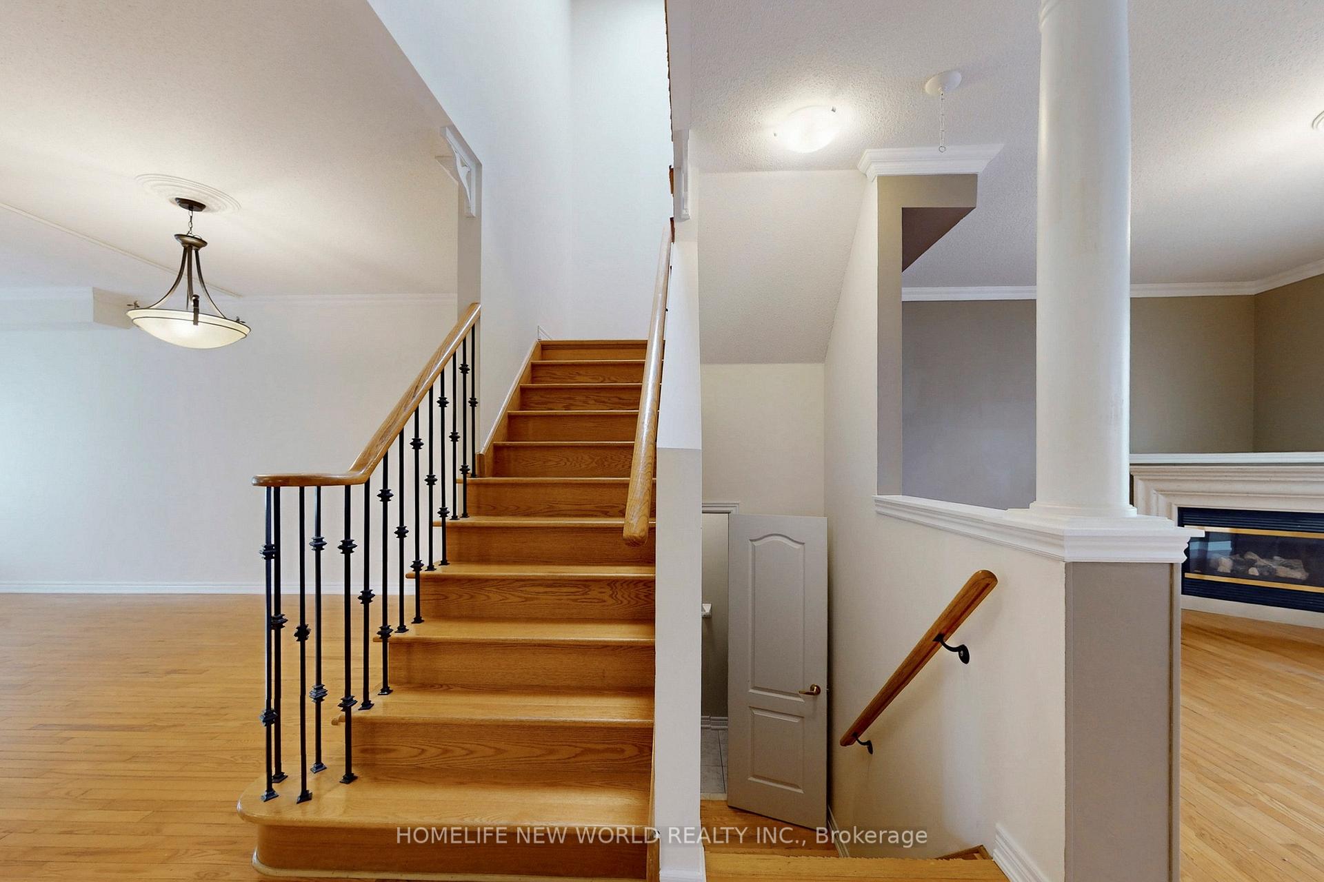 Photo 14 of 74 Saint James Avenue, Vaughan, Vellore Village — HOMEH
