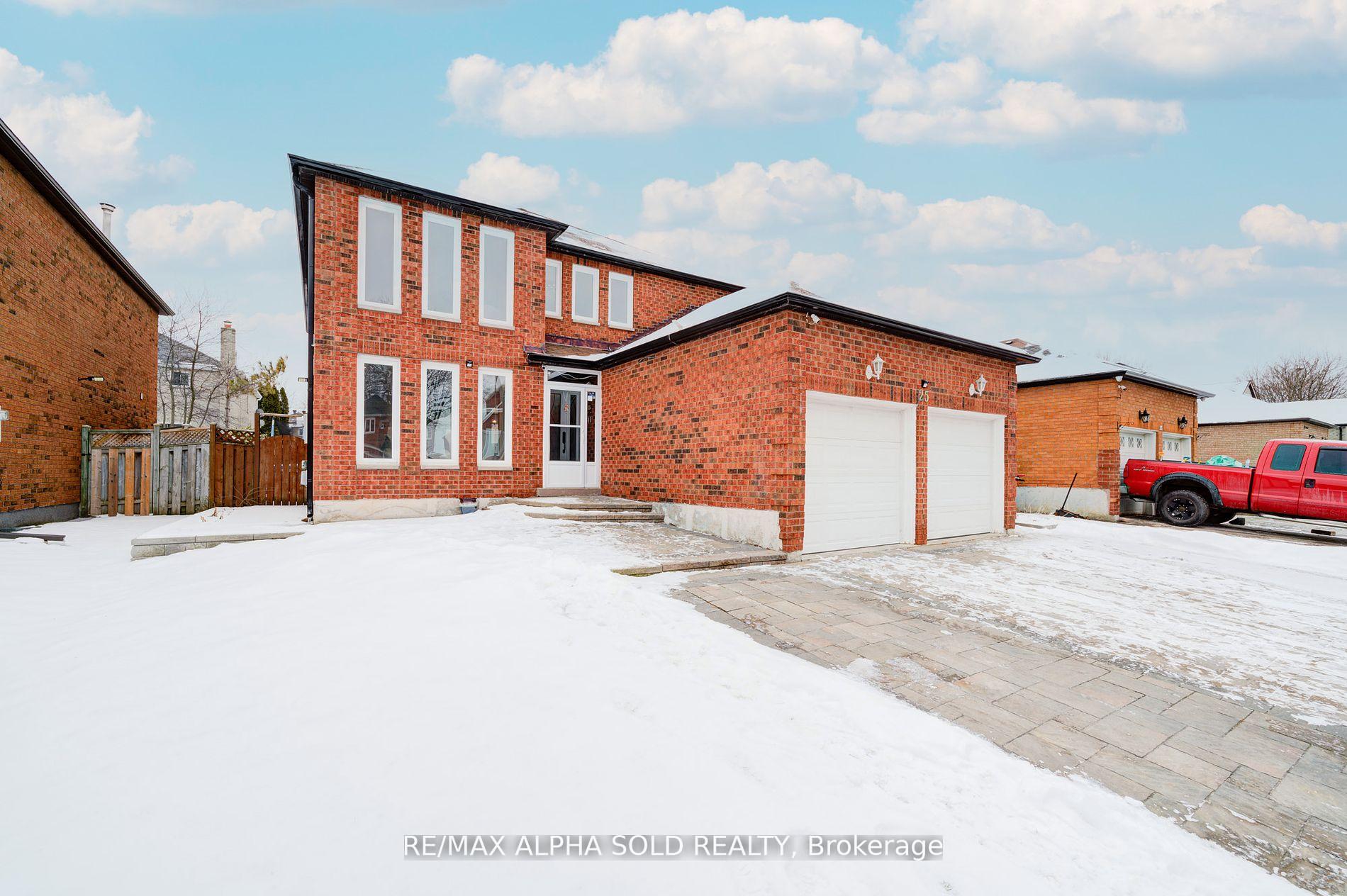 Photo 2 of 25 Durant Crescent, Markham, Middlefield — HOMEH