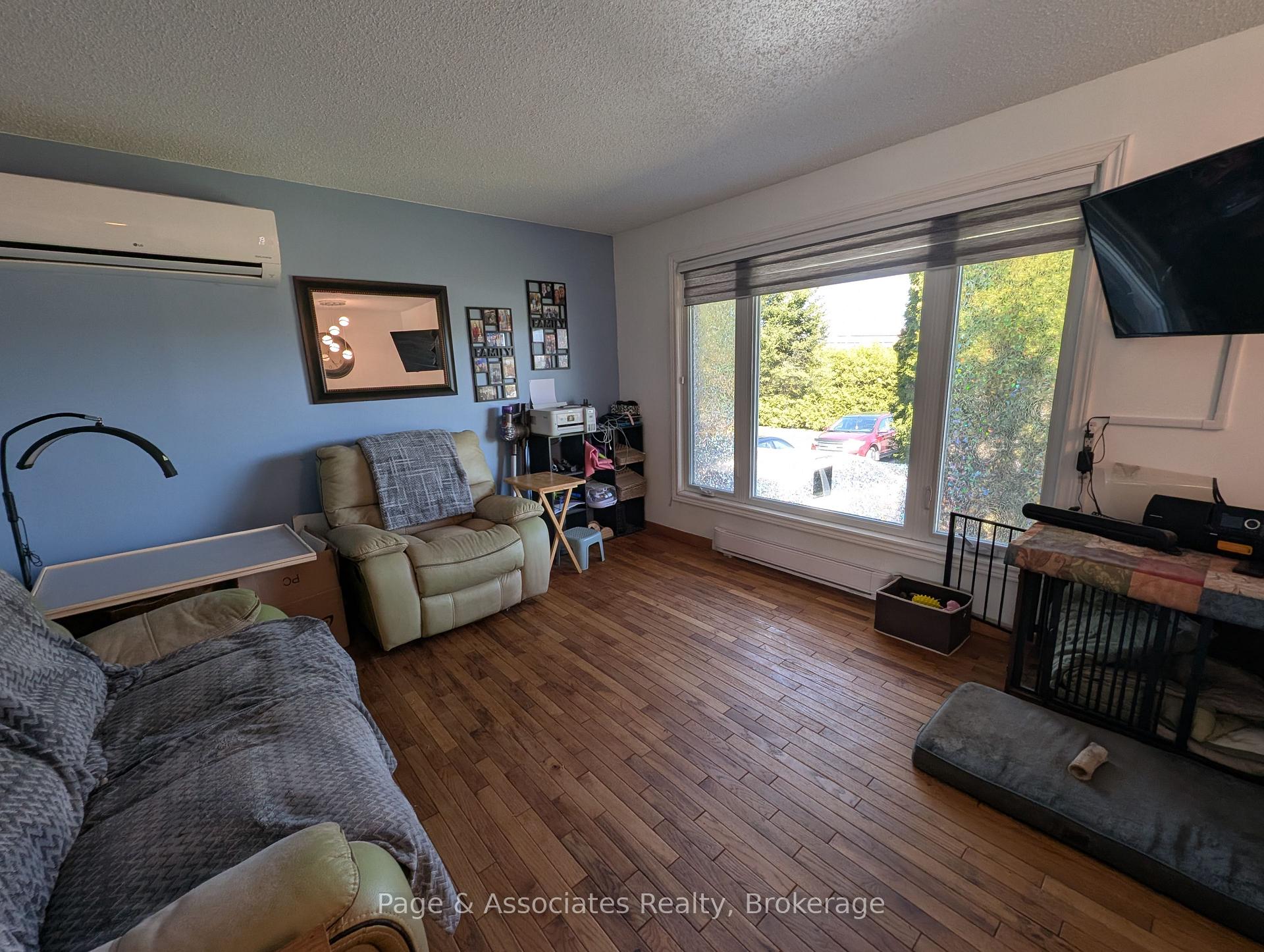 Photo 6 of 282 Salter Street, West Nipissing, Sturgeon Falls — HOMEH