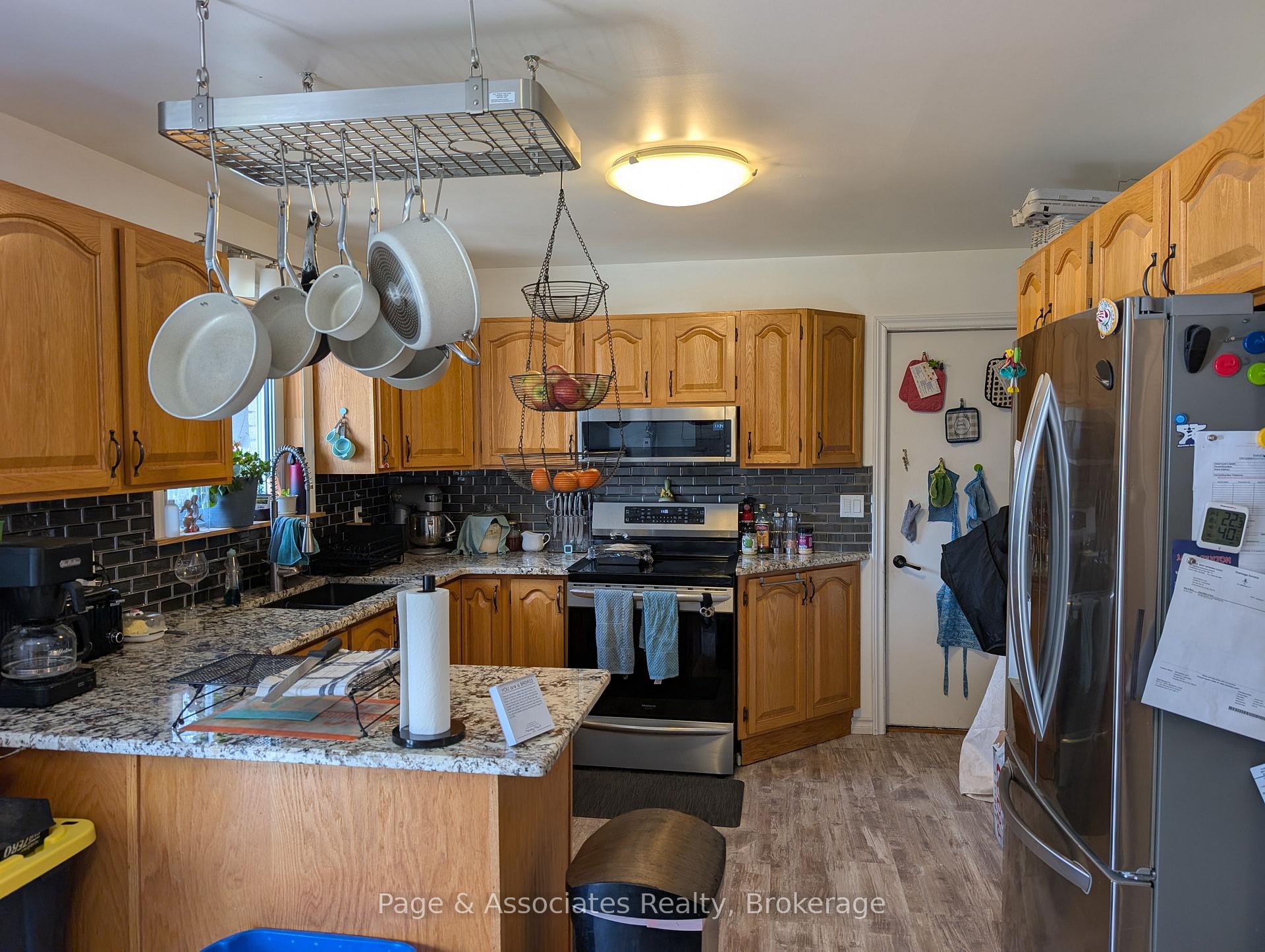 Photo 8 of 282 Salter Street, West Nipissing, Sturgeon Falls — HOMEH