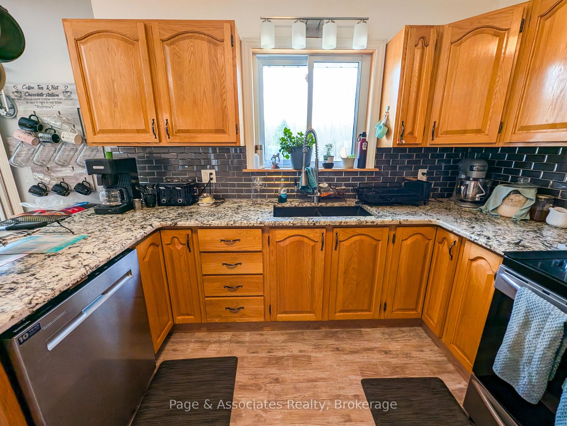 Photo 9 of 282 Salter Street, West Nipissing, Sturgeon Falls — HOMEH