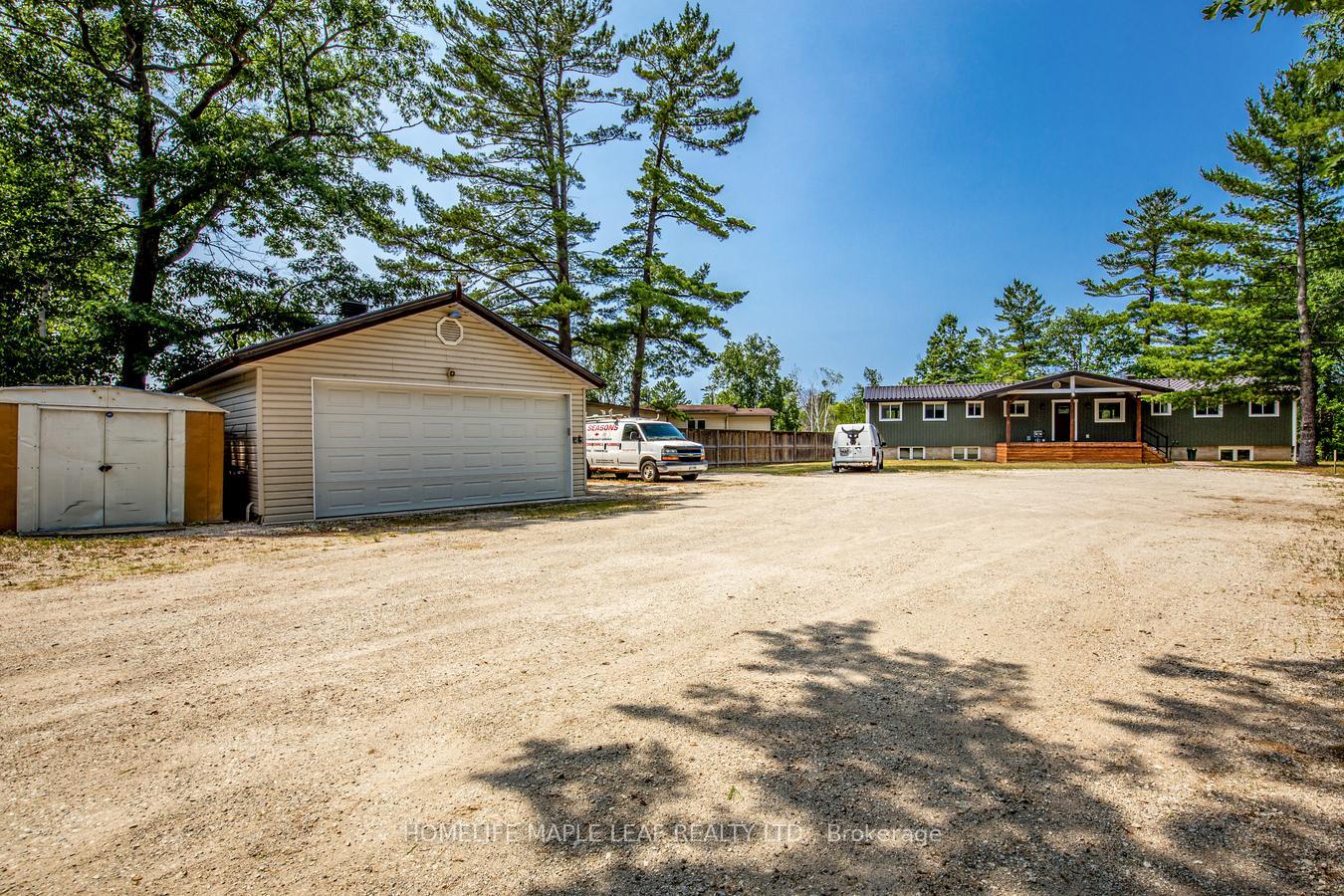 Front of 1628 River Road W