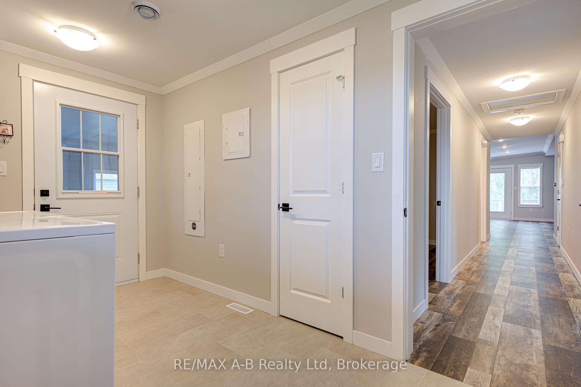 Photo 12 of Unit 975, 316489 31st Line, Zorra, Rural Zorra — HOMEH