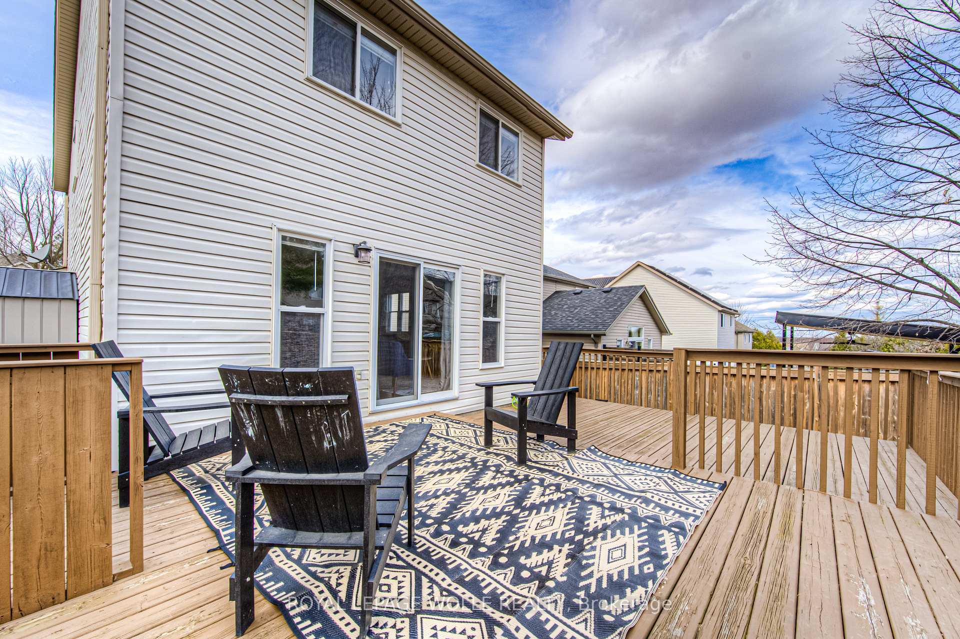 Photo 35 of 759 Butternut Avenue, Waterloo, Columbia Forest — HOMEH